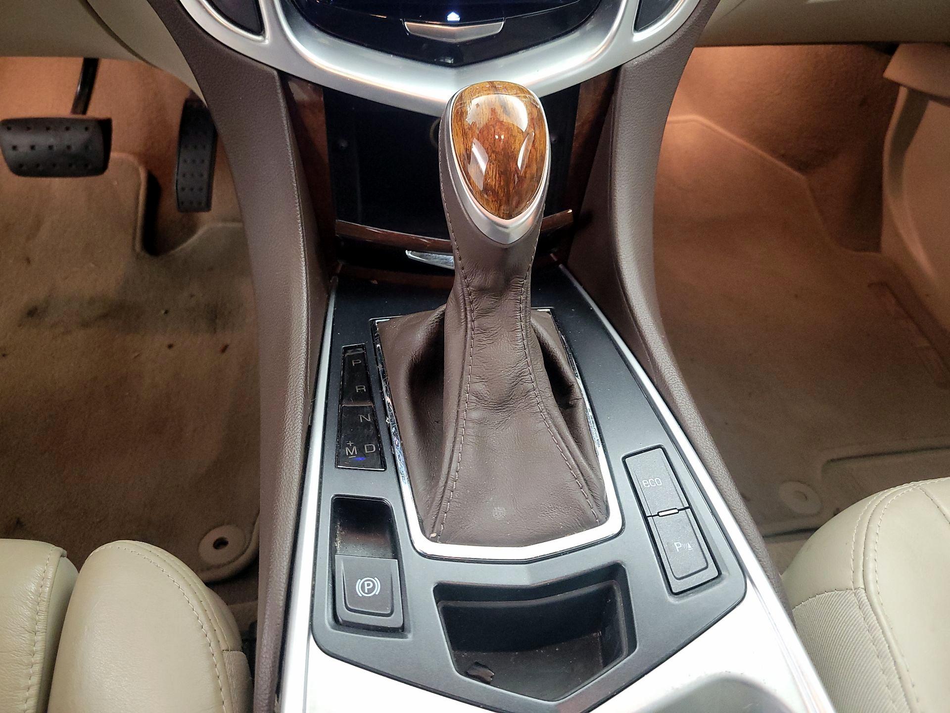 Thumbnail: 2016 Cadillac SRX - 15