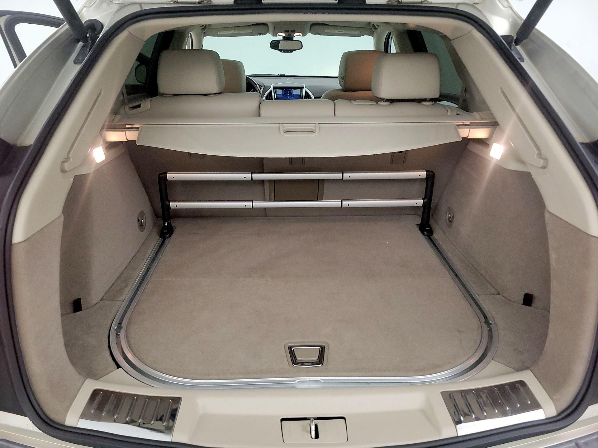 Thumbnail: 2016 Cadillac SRX - 19