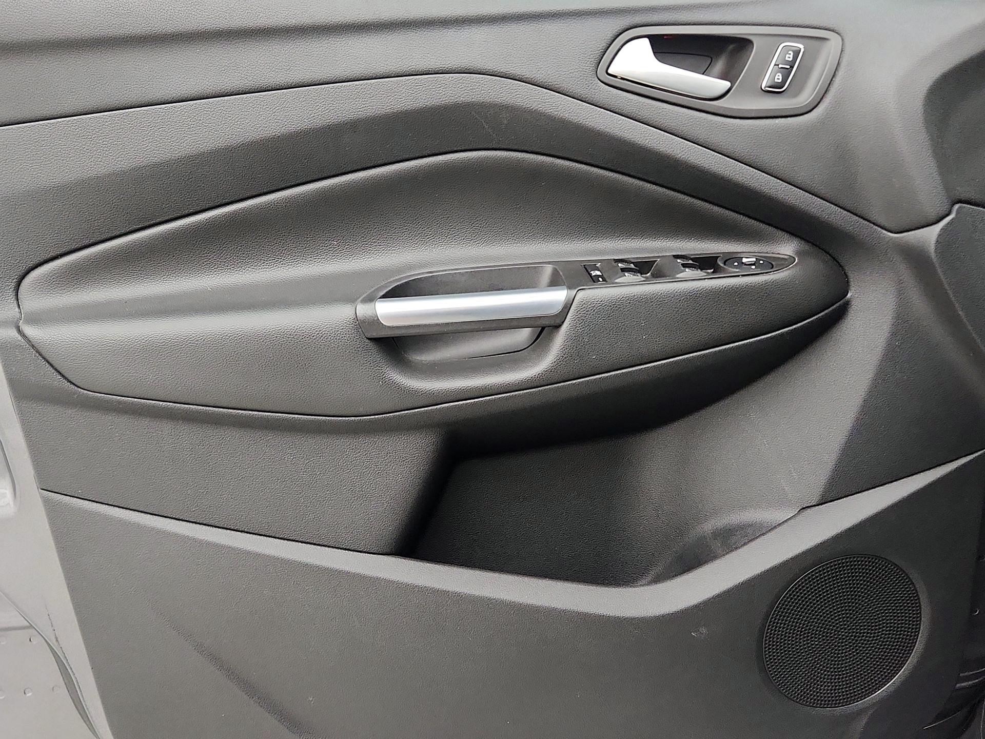 Thumbnail: 2013 Ford C-Max - 12