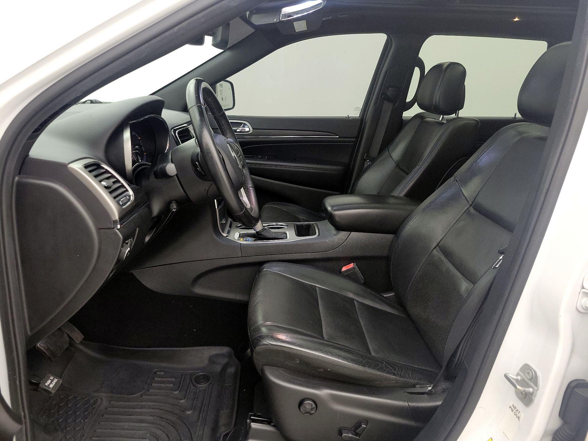 Thumbnail: 2019 Jeep Grand Cherokee - 11