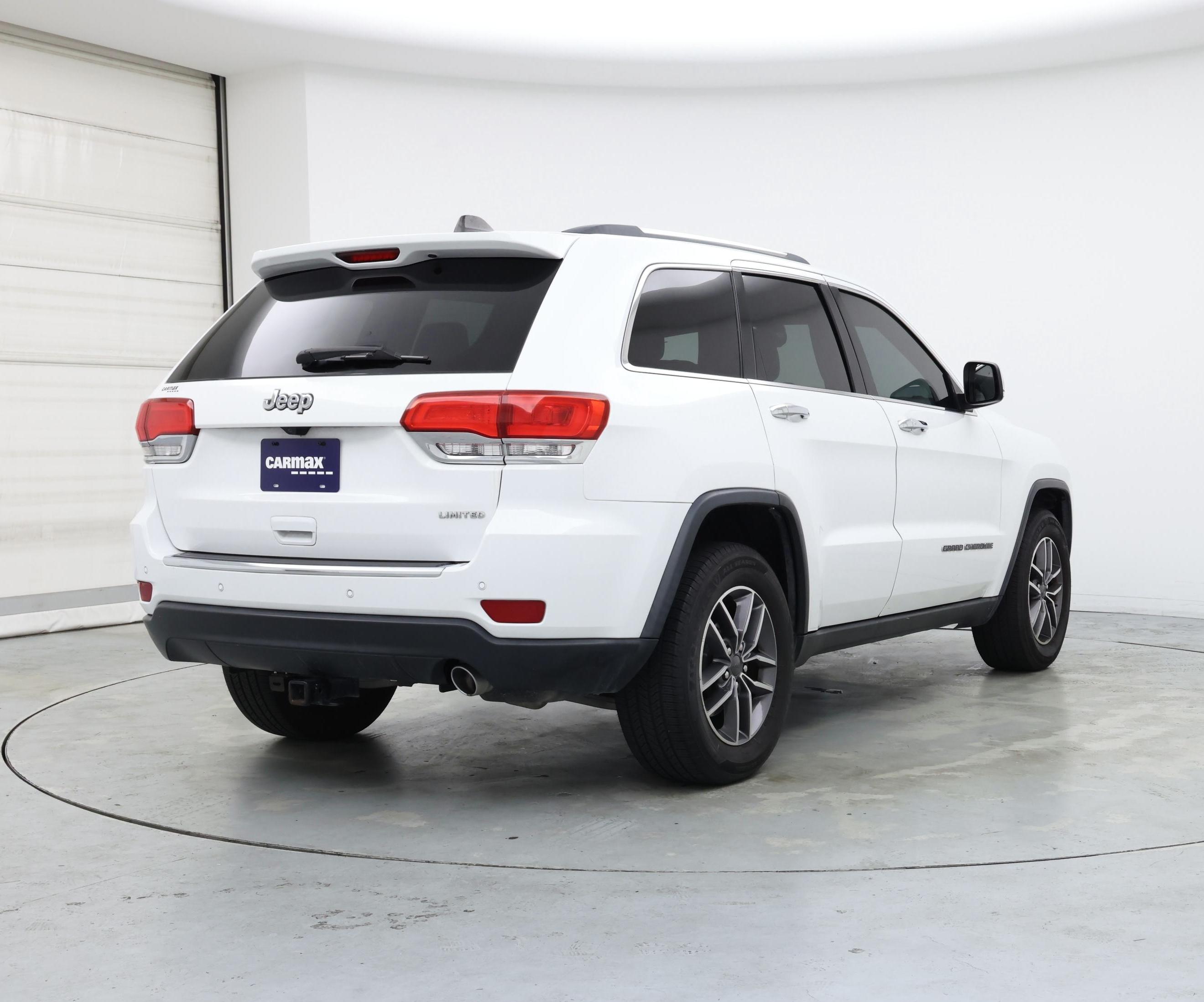 Thumbnail: 2019 Jeep Grand Cherokee - 8