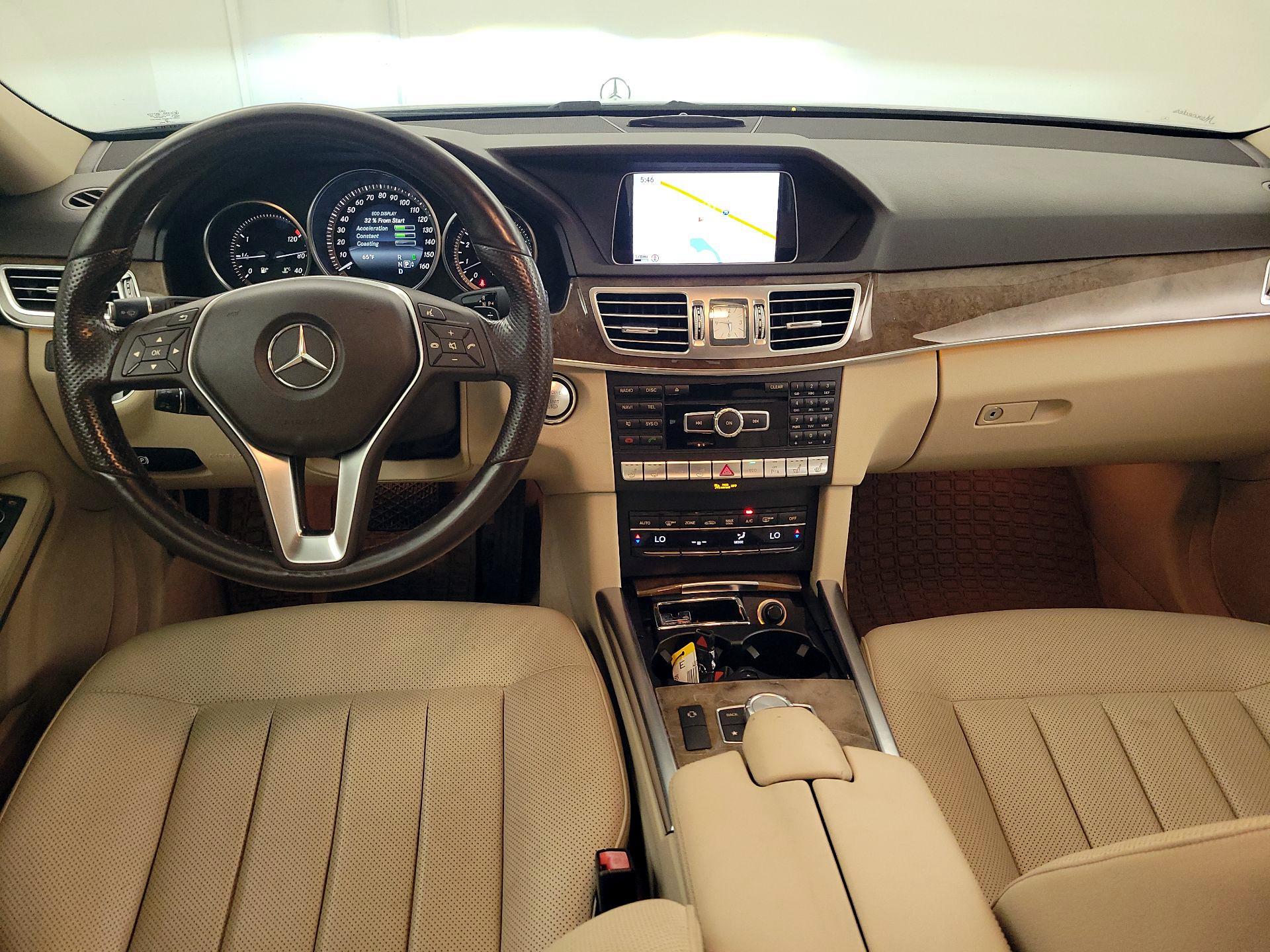 Thumbnail: 2015 Mercedes-Benz E-Class - 8