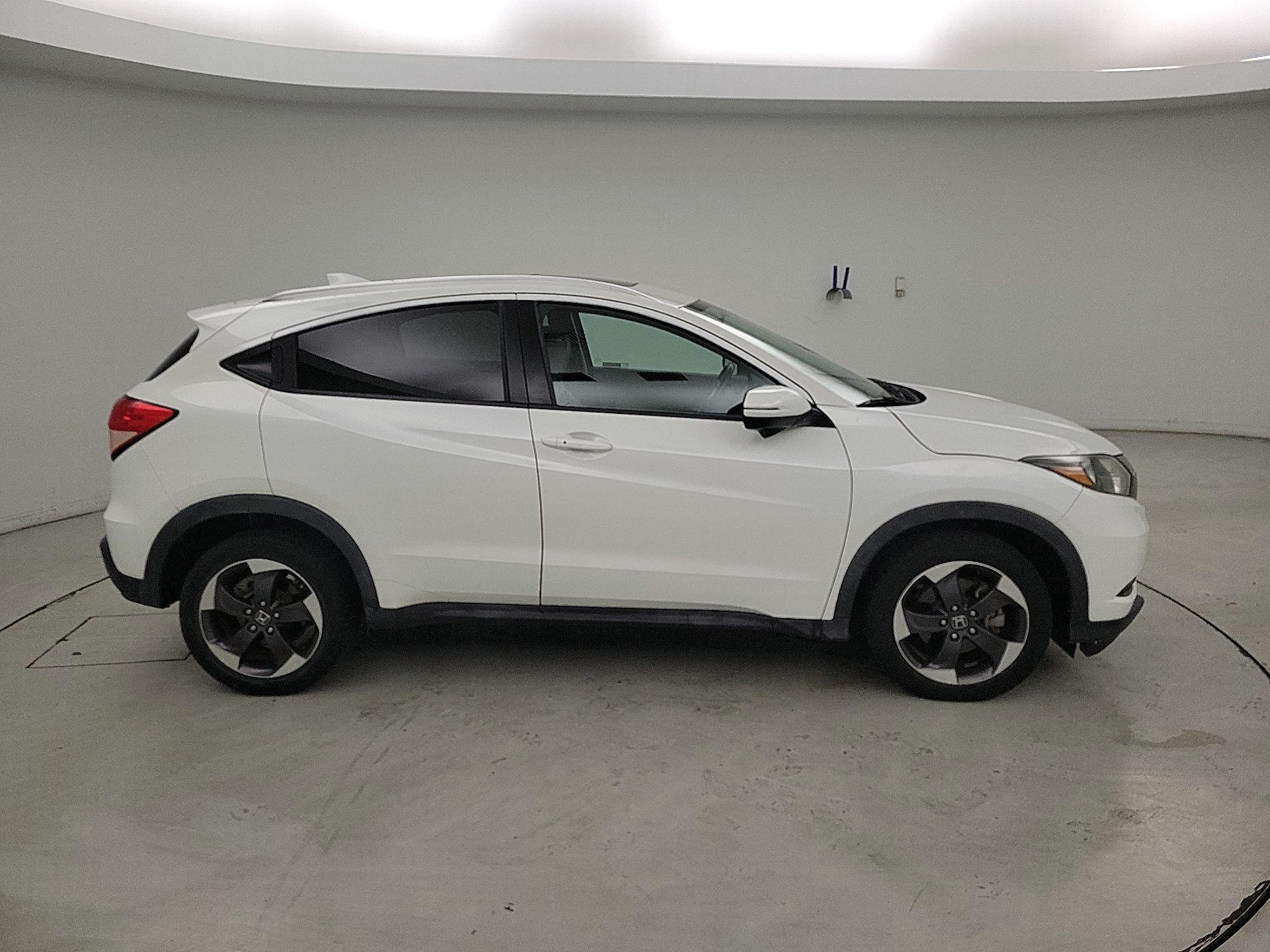 Thumbnail: 2018 Honda HR-V - 4
