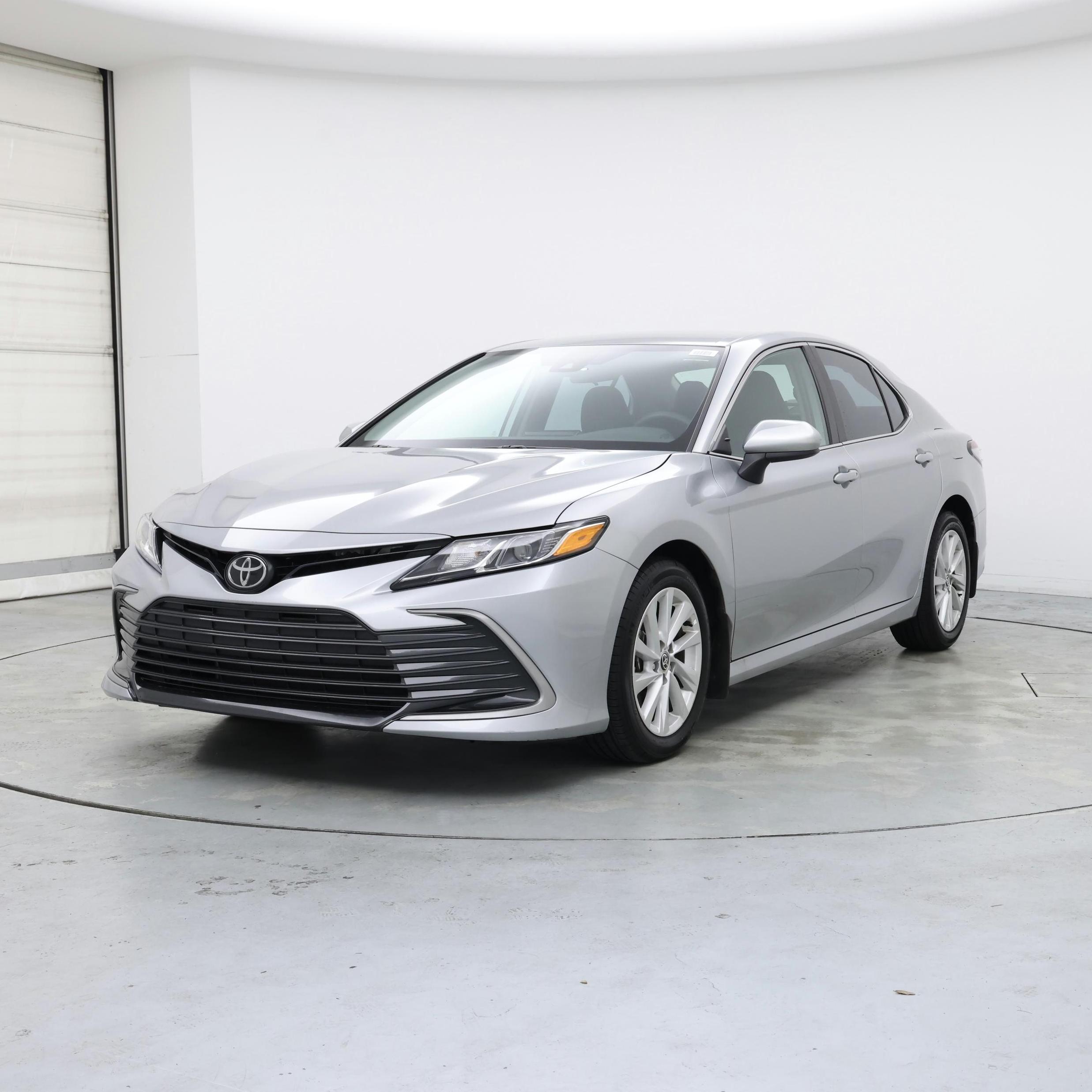 Thumbnail: 2023 Toyota Camry - 4