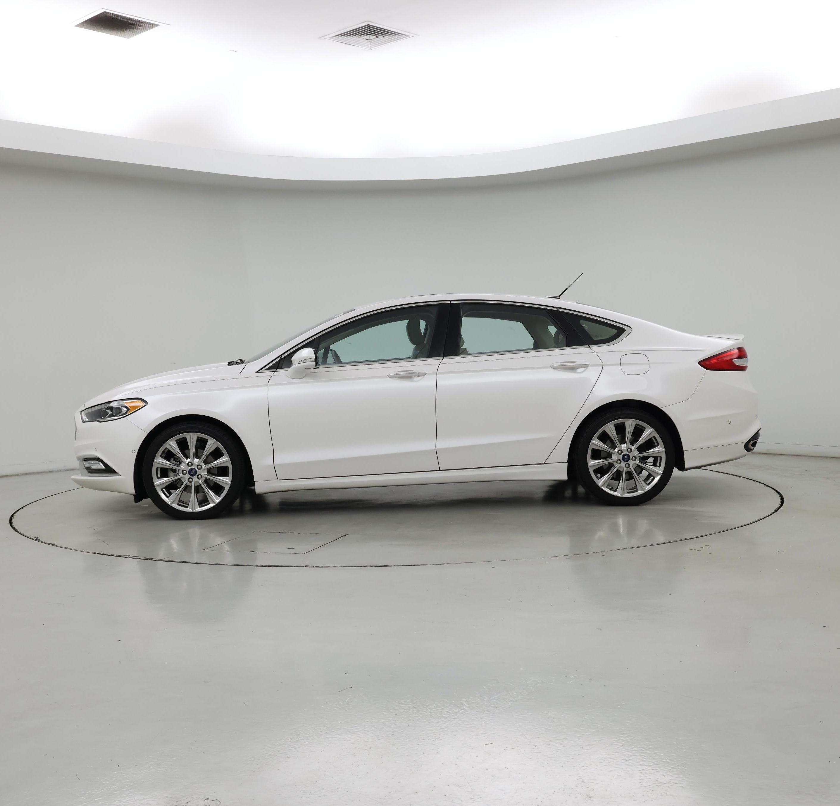 Thumbnail: 2017 Ford Fusion - 3