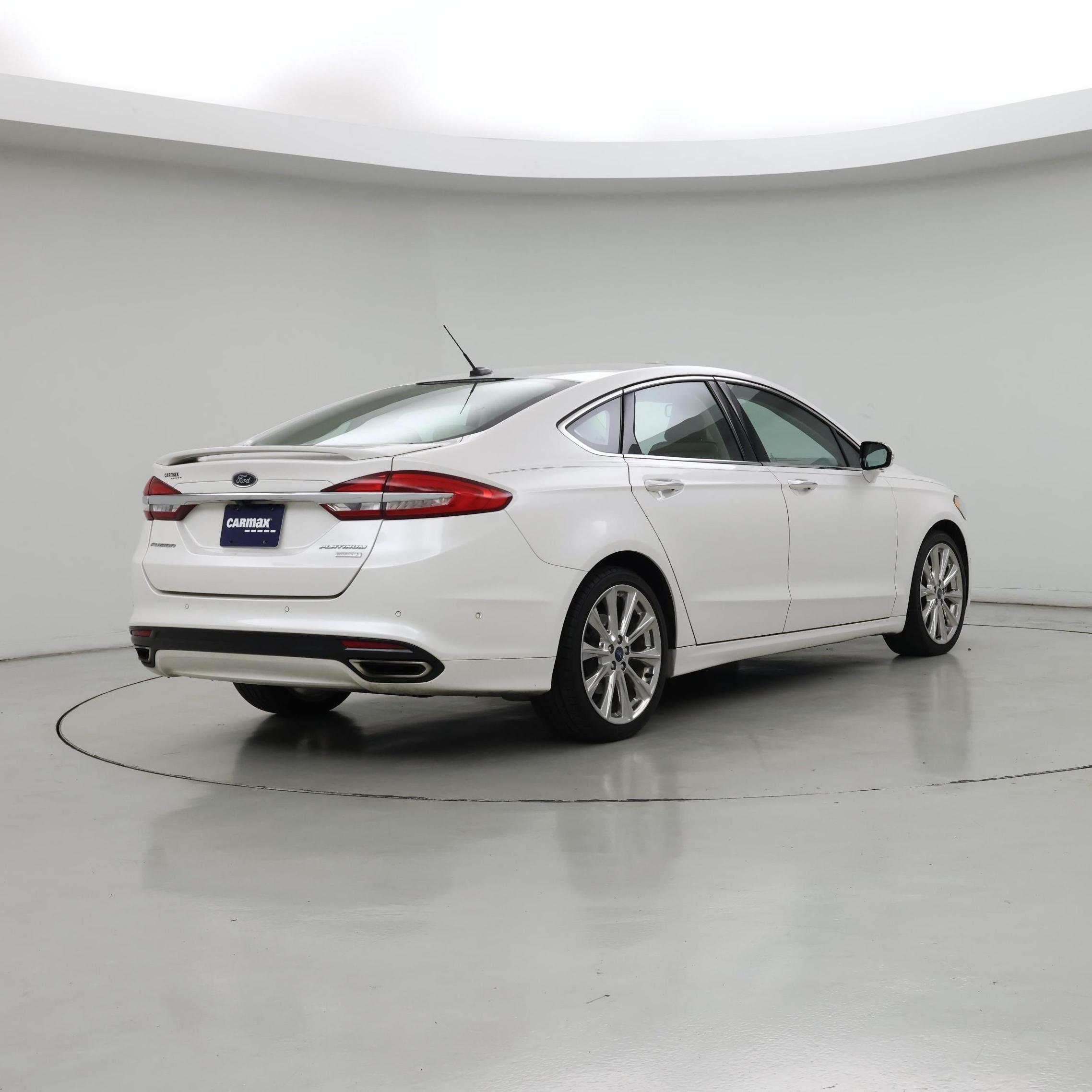 Thumbnail: 2017 Ford Fusion - 8
