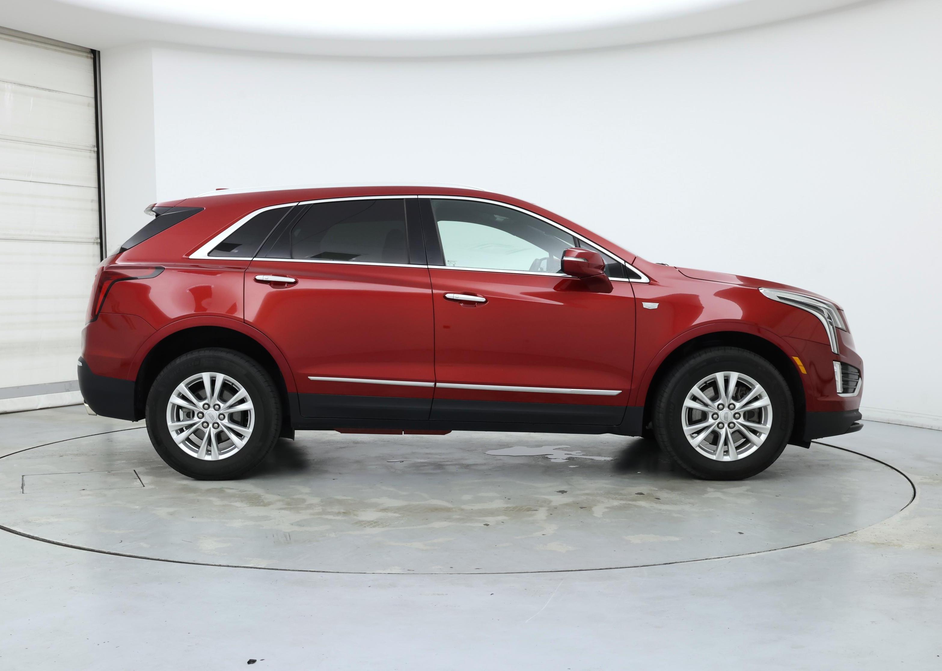 Thumbnail: 2024 Cadillac XT5 - 7