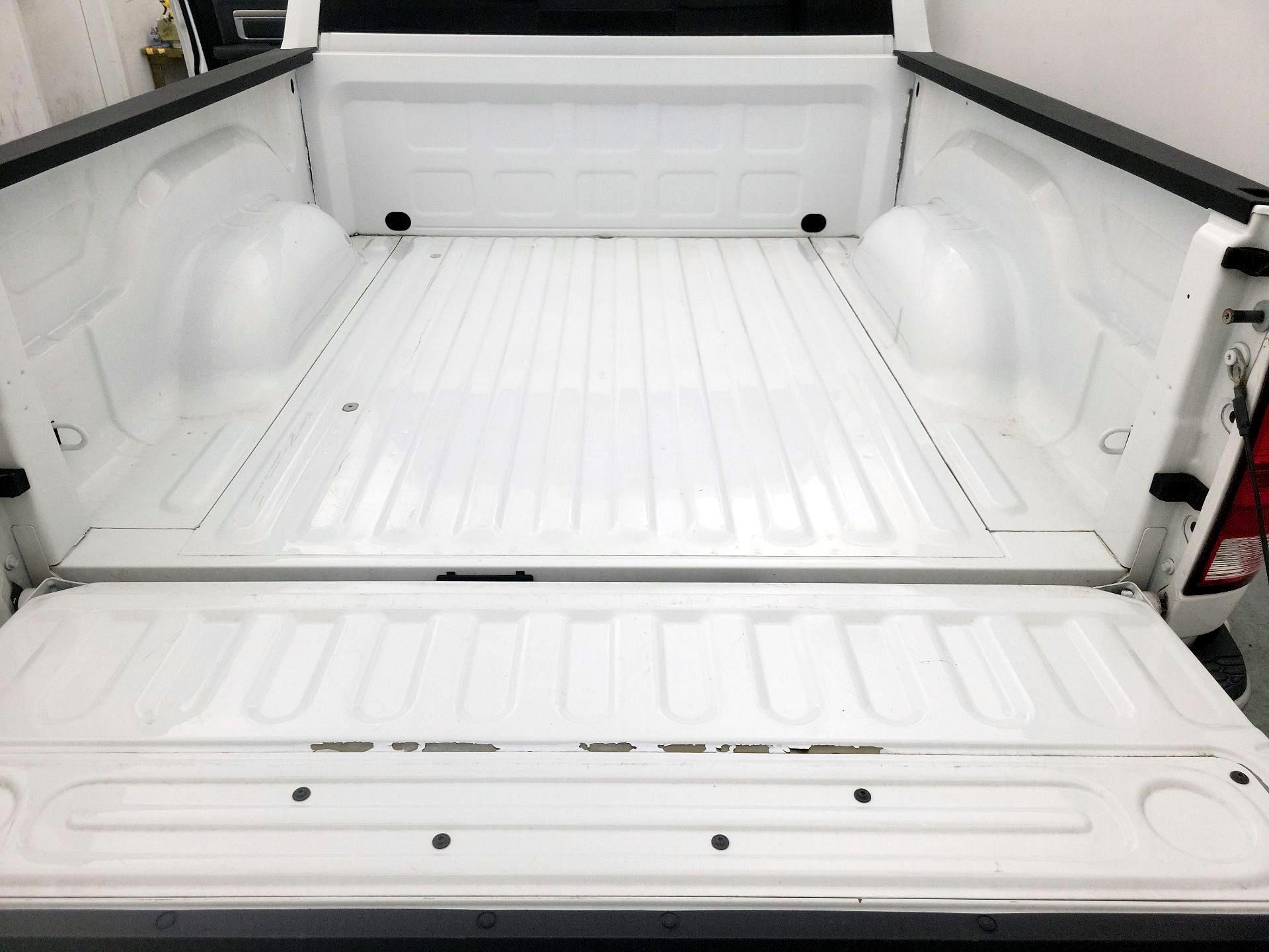 Thumbnail: 2019 RAM 1500 Classic - 20