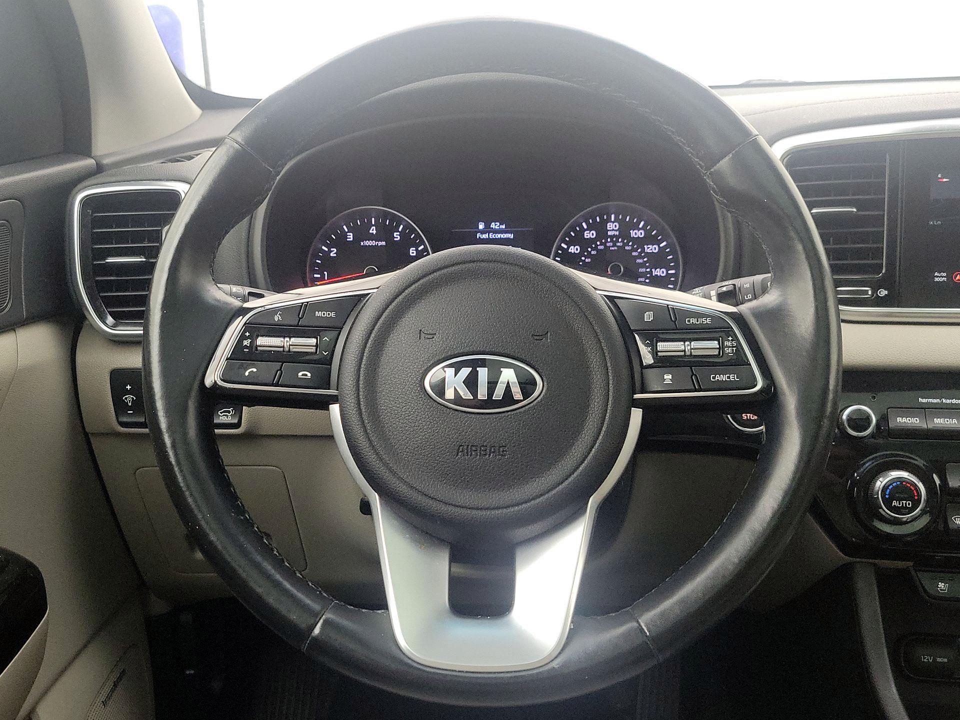 Thumbnail: 2022 Kia Sportage - 10