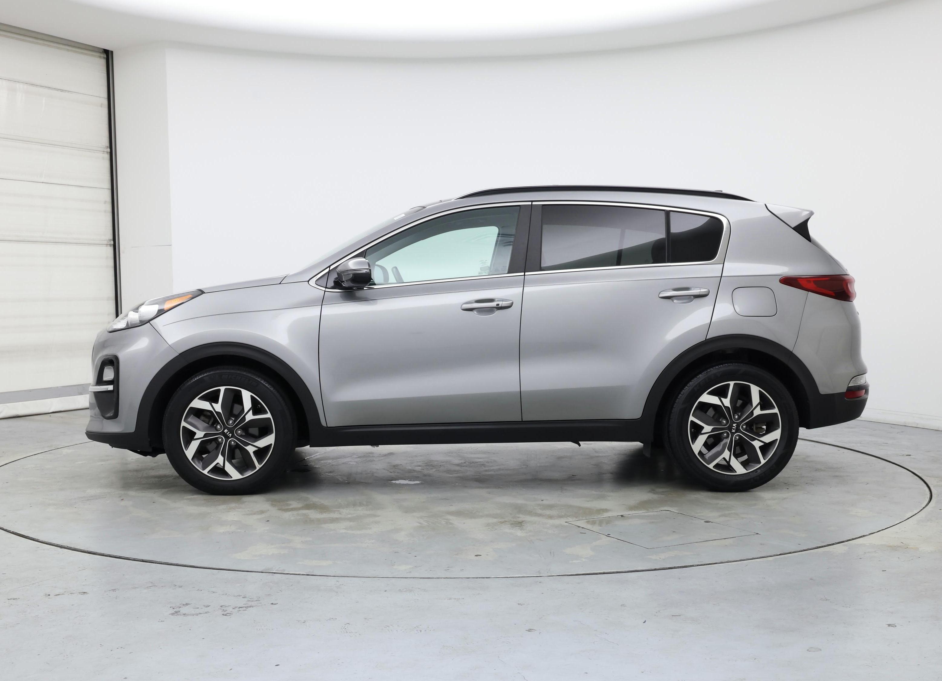 Thumbnail: 2022 Kia Sportage - 3
