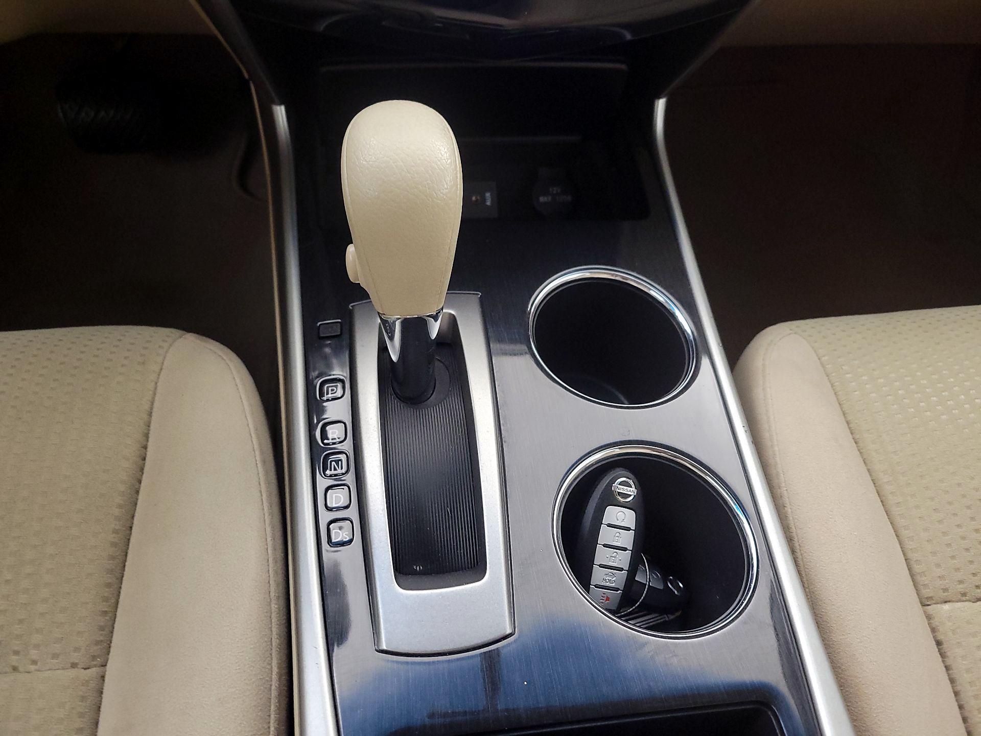 Thumbnail: 2014 Nissan Altima - 15