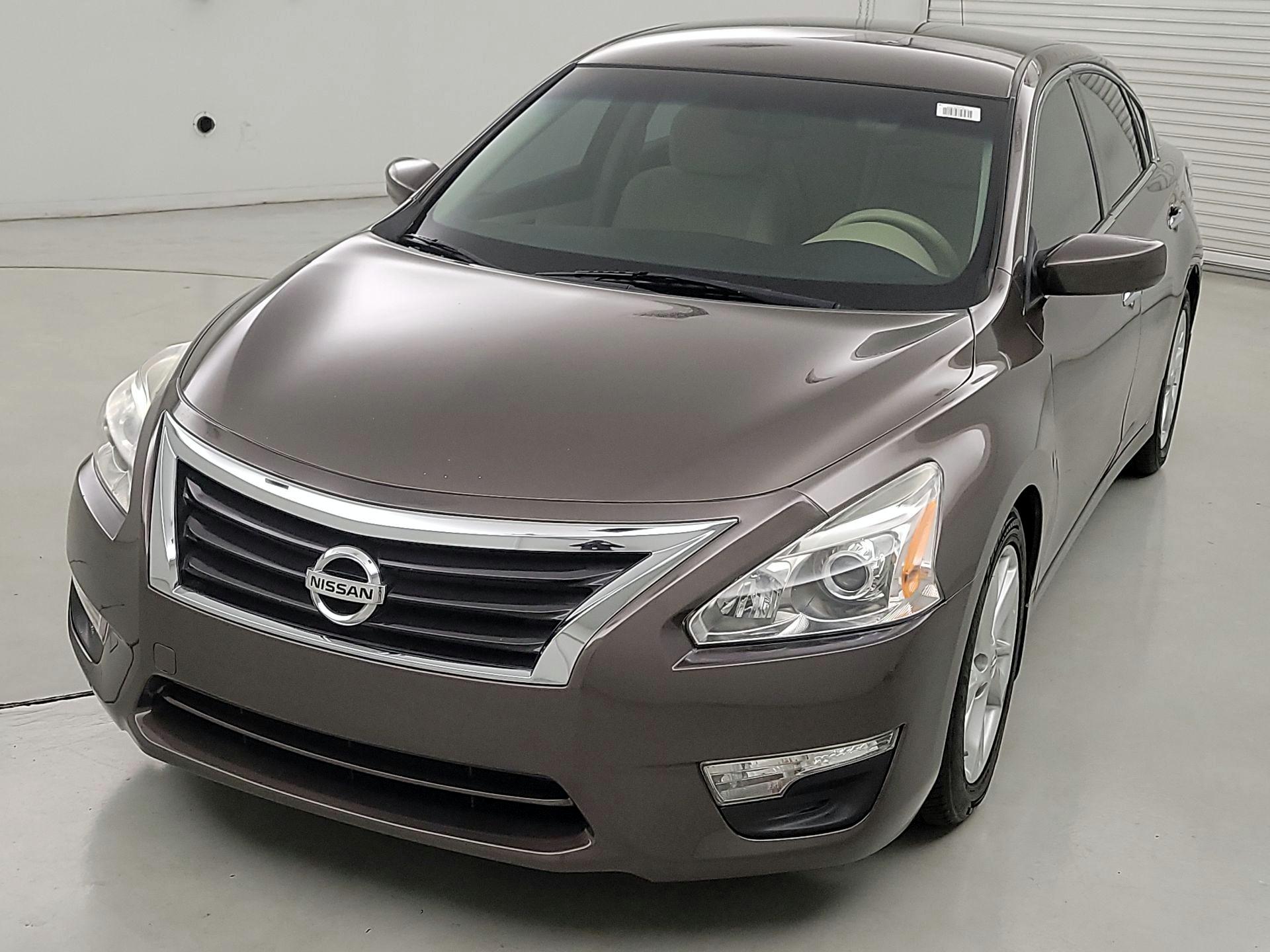 Thumbnail: 2014 Nissan Altima - 3