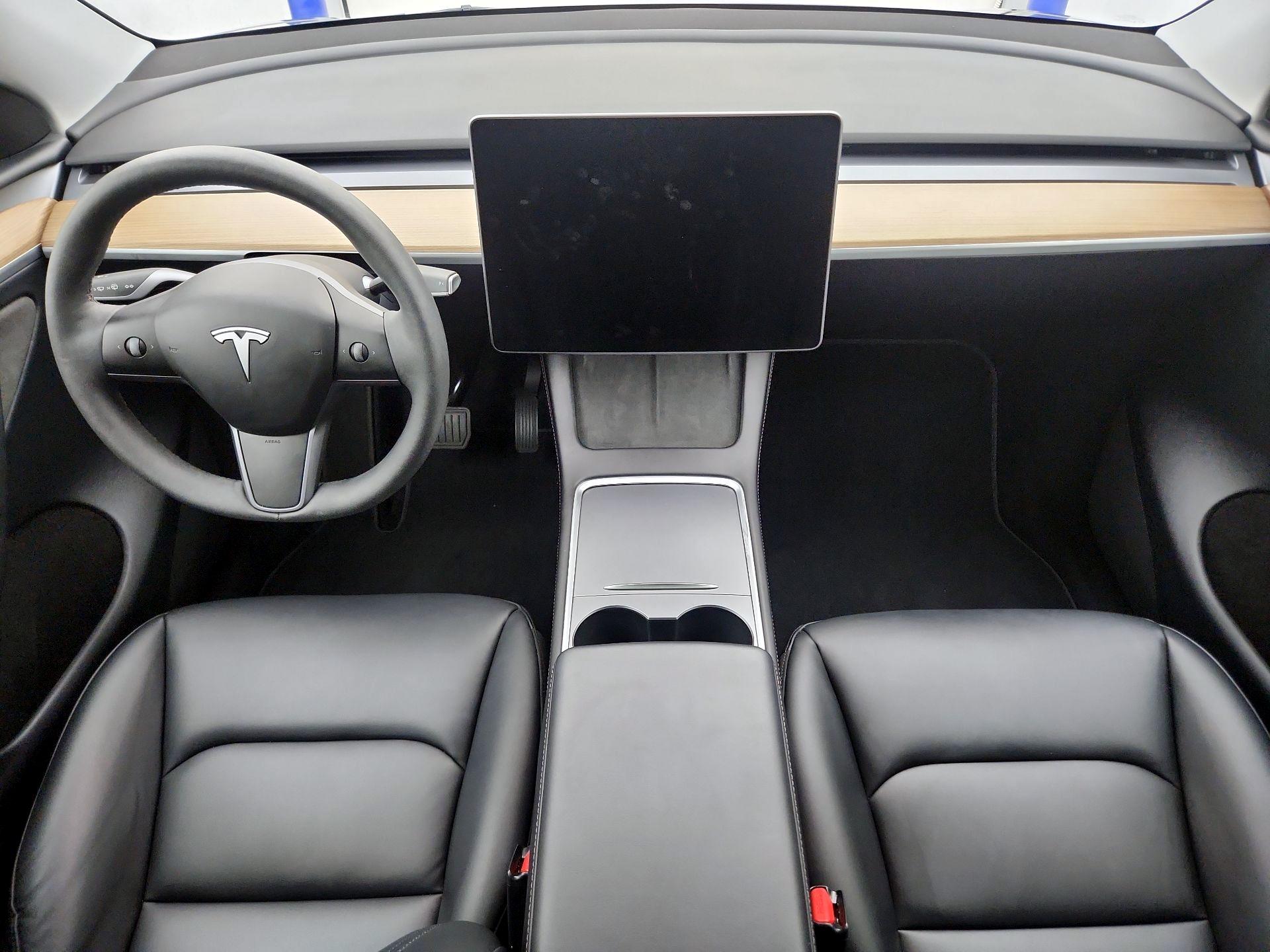 Thumbnail: 2023 Tesla Model Y - 9