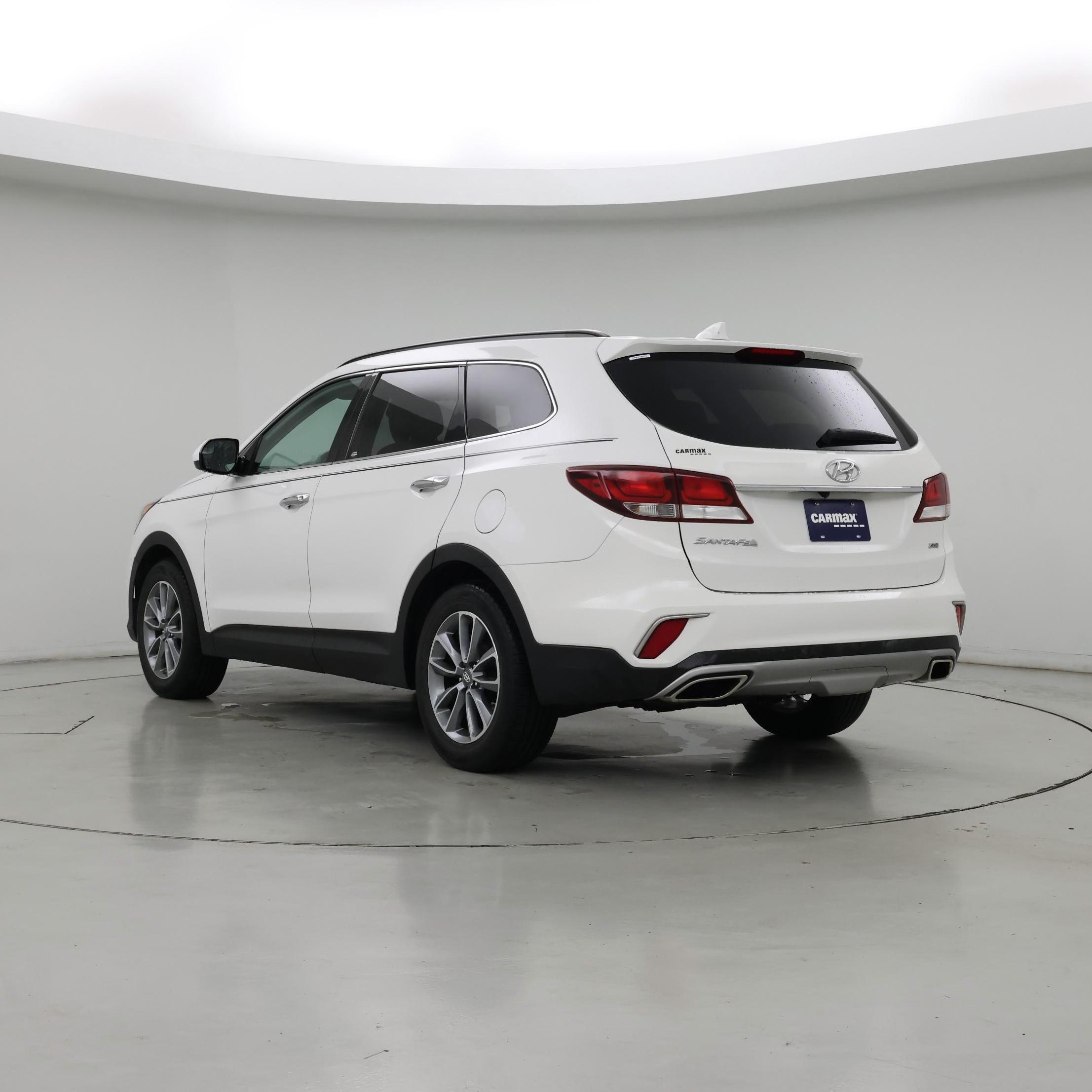 Thumbnail: 2017 Hyundai Santa Fe - 2