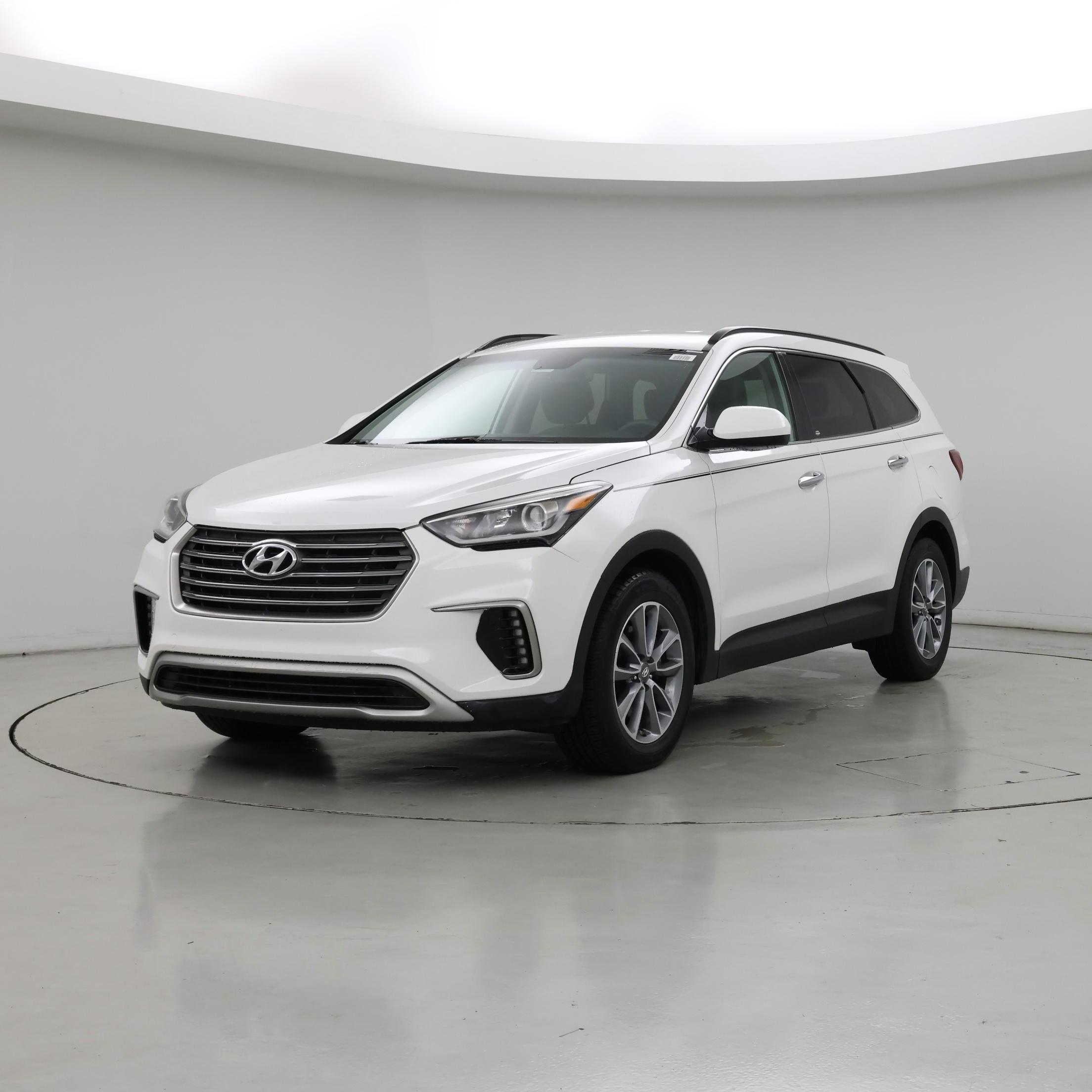Thumbnail: 2017 Hyundai Santa Fe - 4