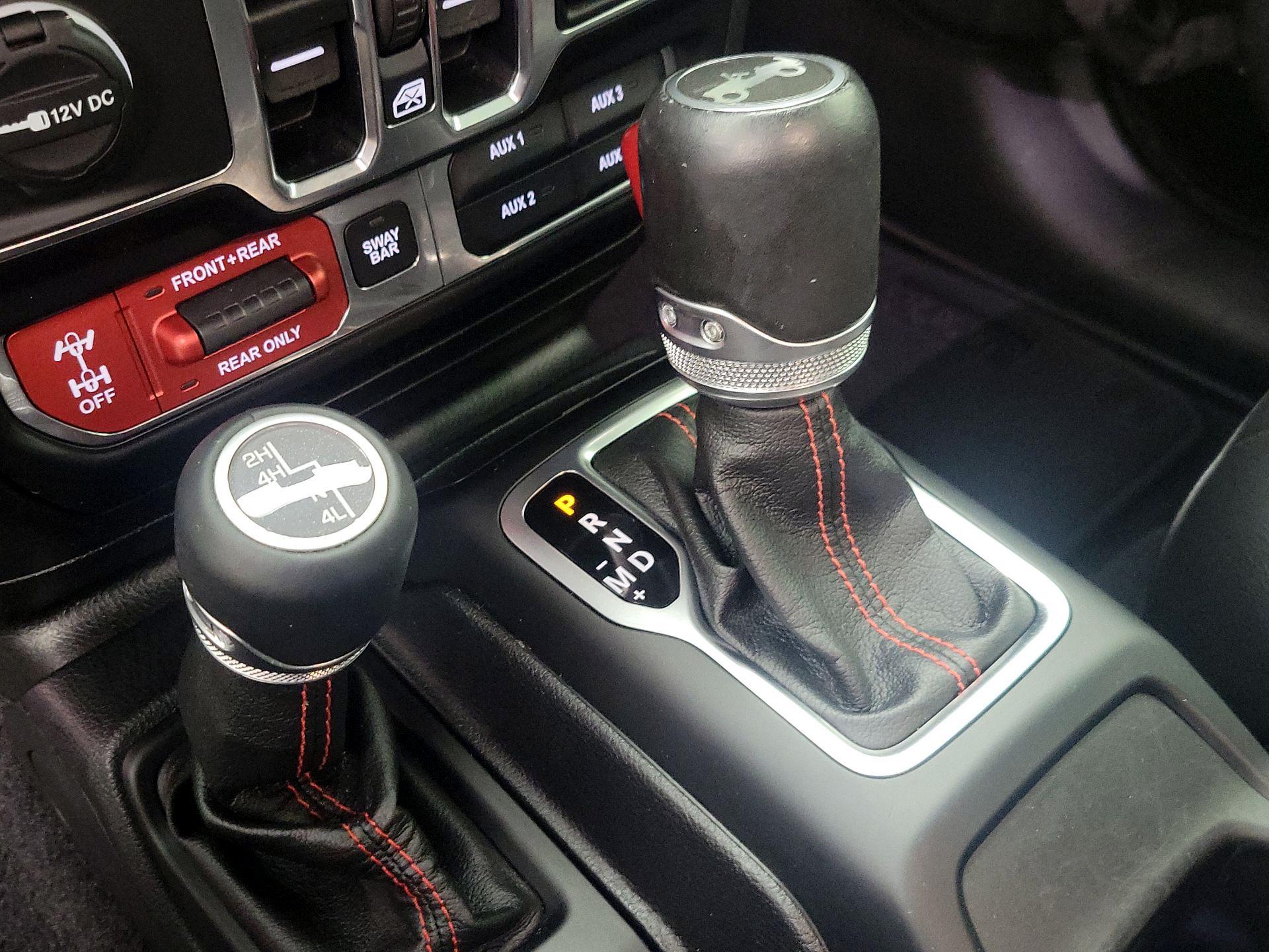 Thumbnail: 2020 Jeep Wrangler - 18