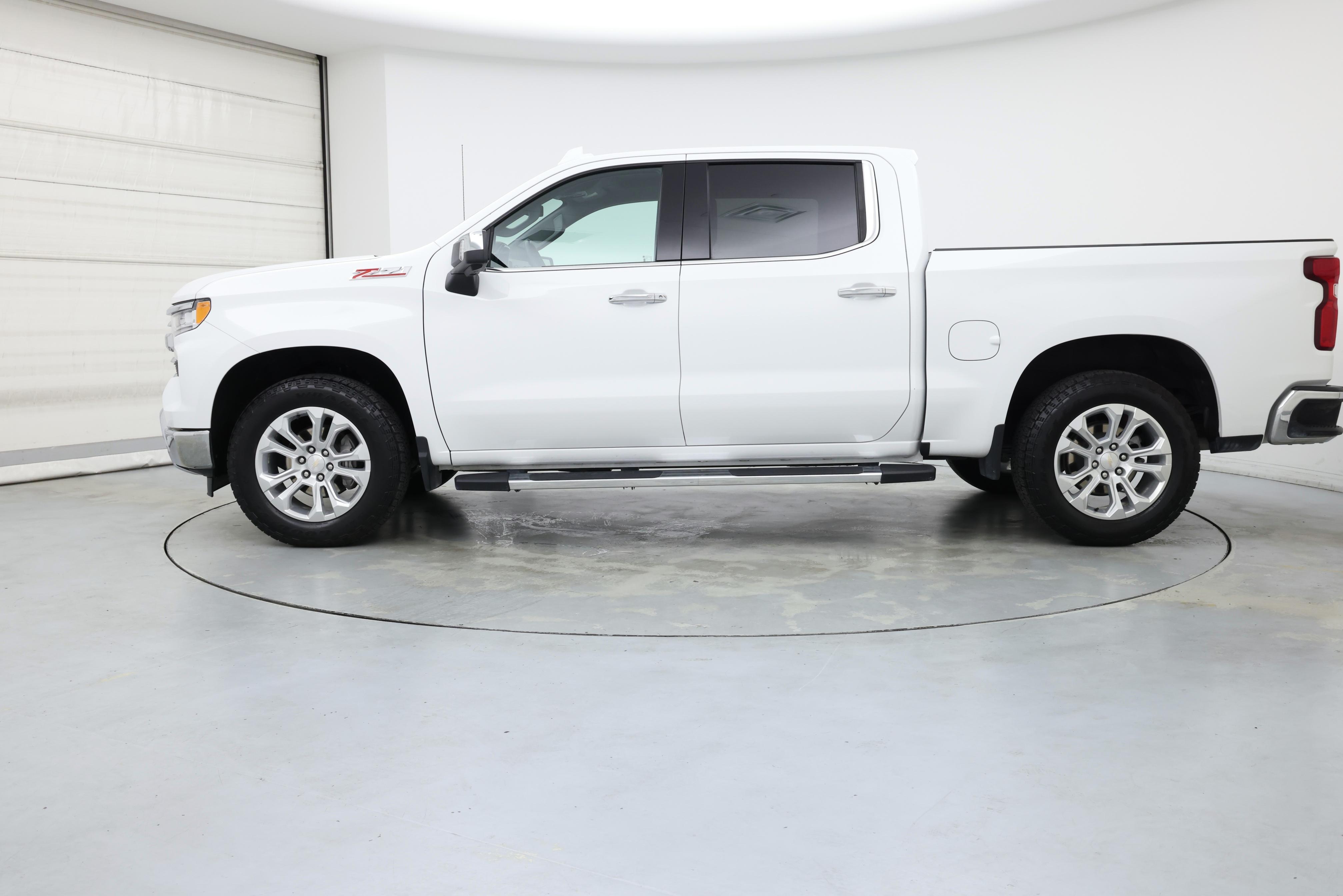 Thumbnail: 2024 Chevrolet Silverado 1500 - 3