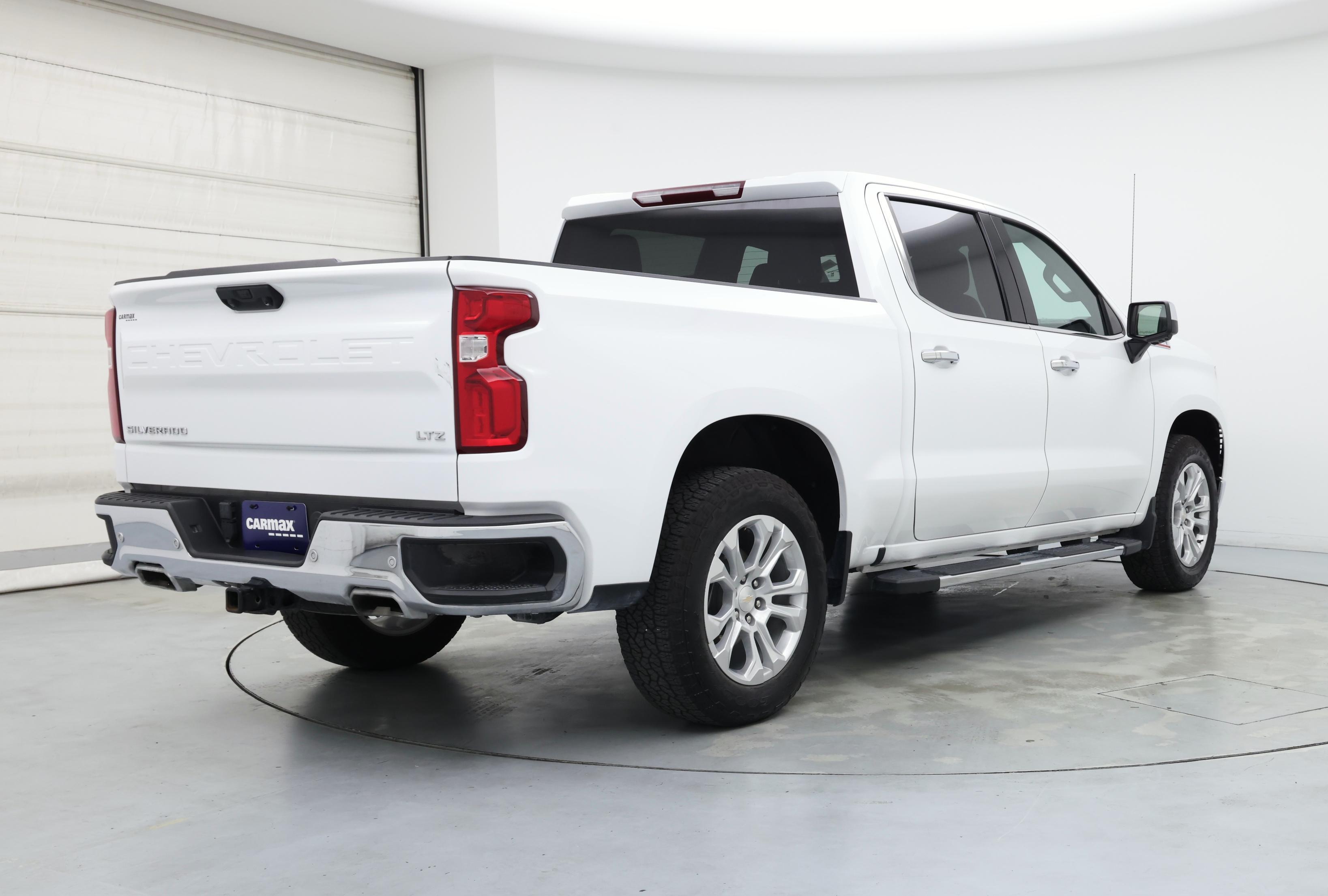 Thumbnail: 2024 Chevrolet Silverado 1500 - 8