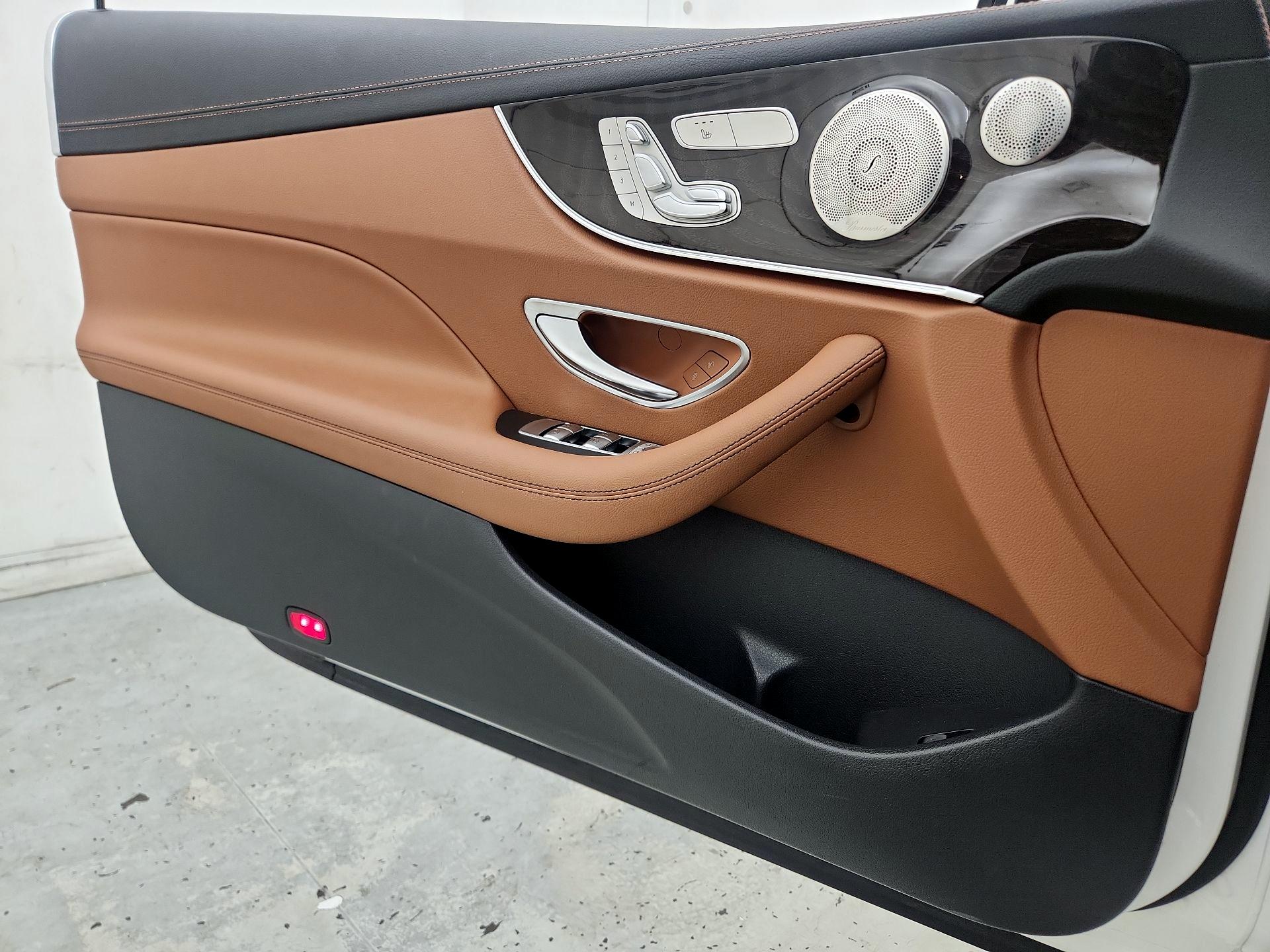 Thumbnail: 2022 Mercedes-Benz E-Class - 12