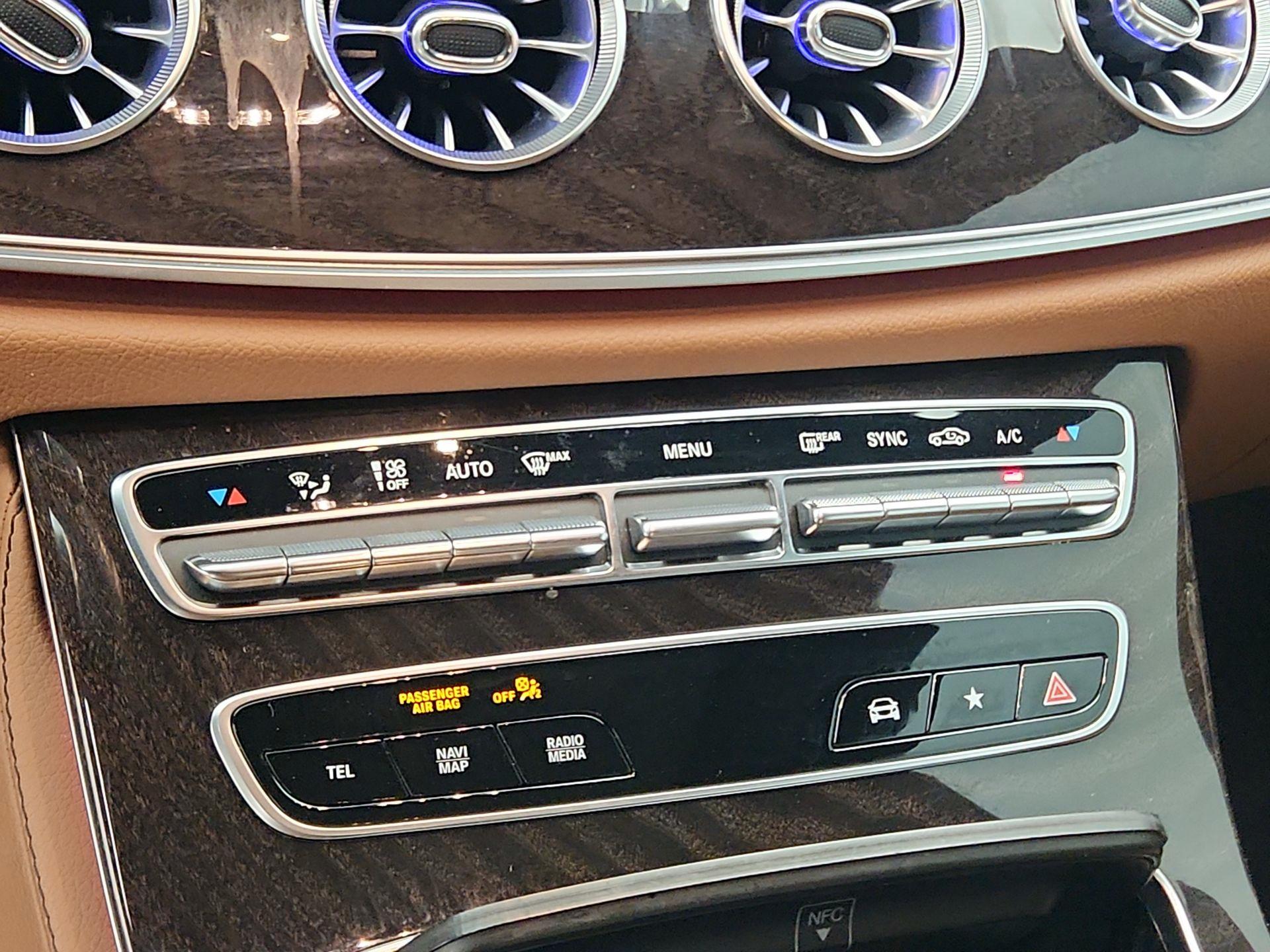 Thumbnail: 2022 Mercedes-Benz E-Class - 17