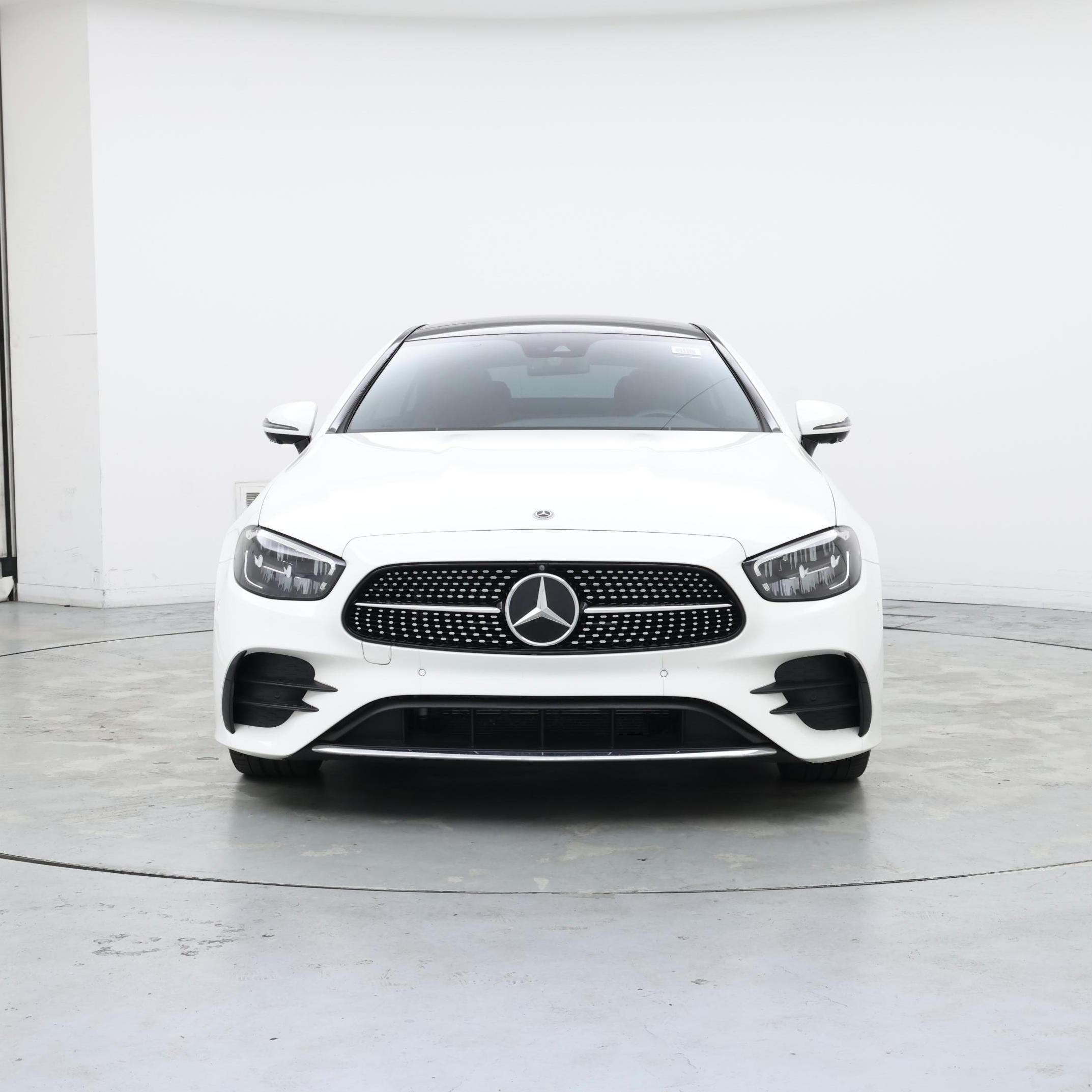Thumbnail: 2022 Mercedes-Benz E-Class - 5