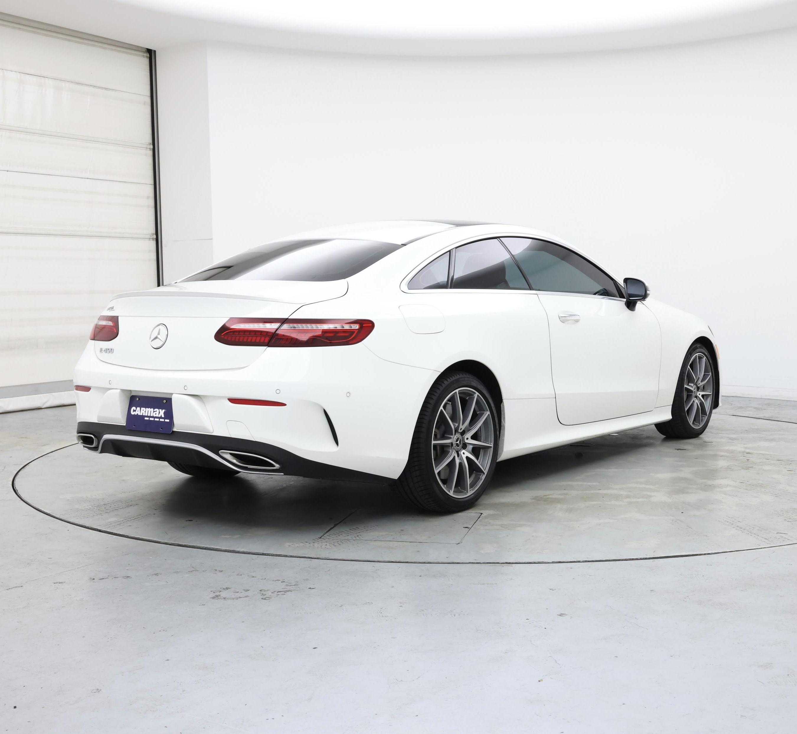 Thumbnail: 2022 Mercedes-Benz E-Class - 8