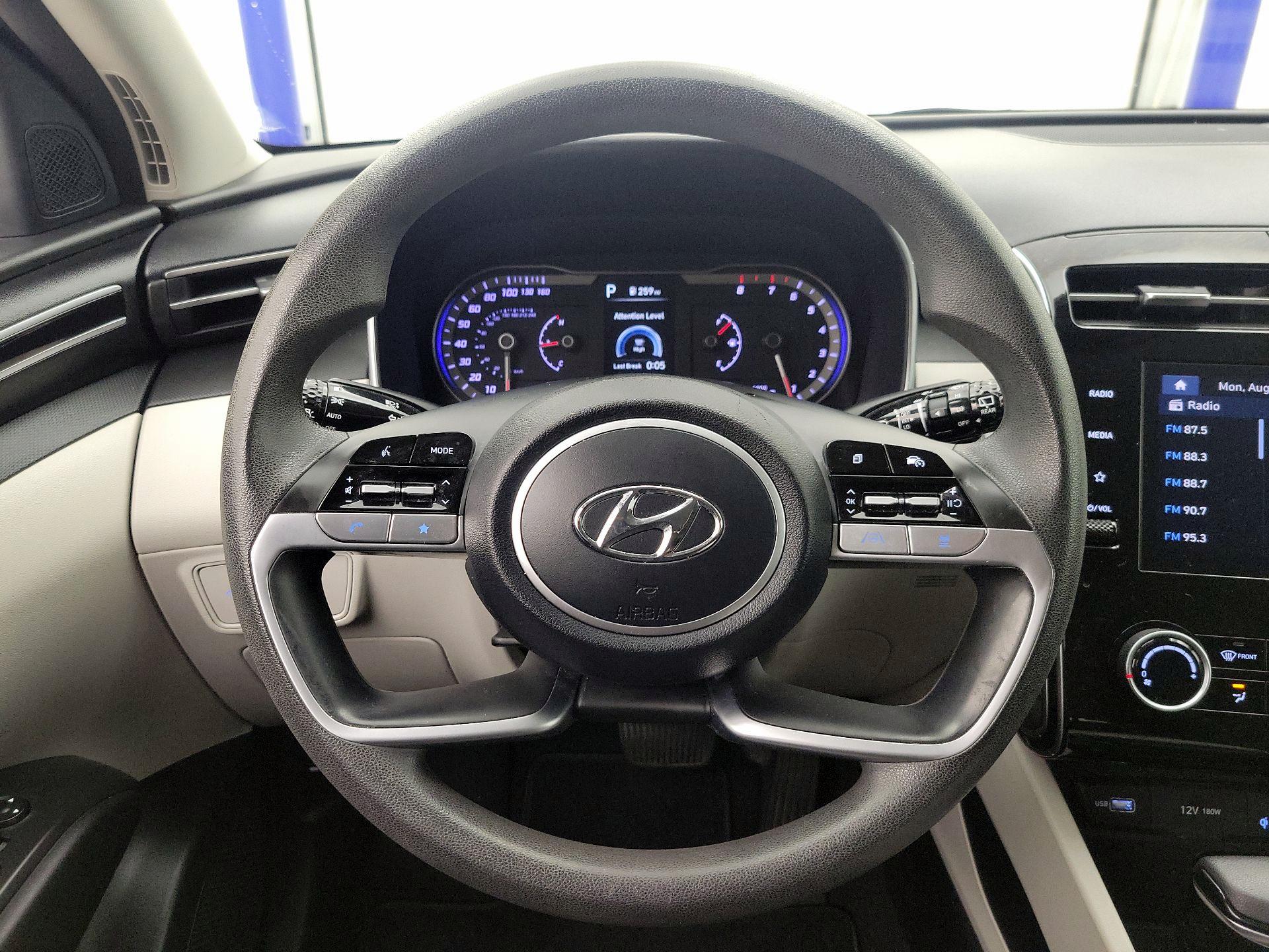 Thumbnail: 2023 Hyundai Tucson - 10