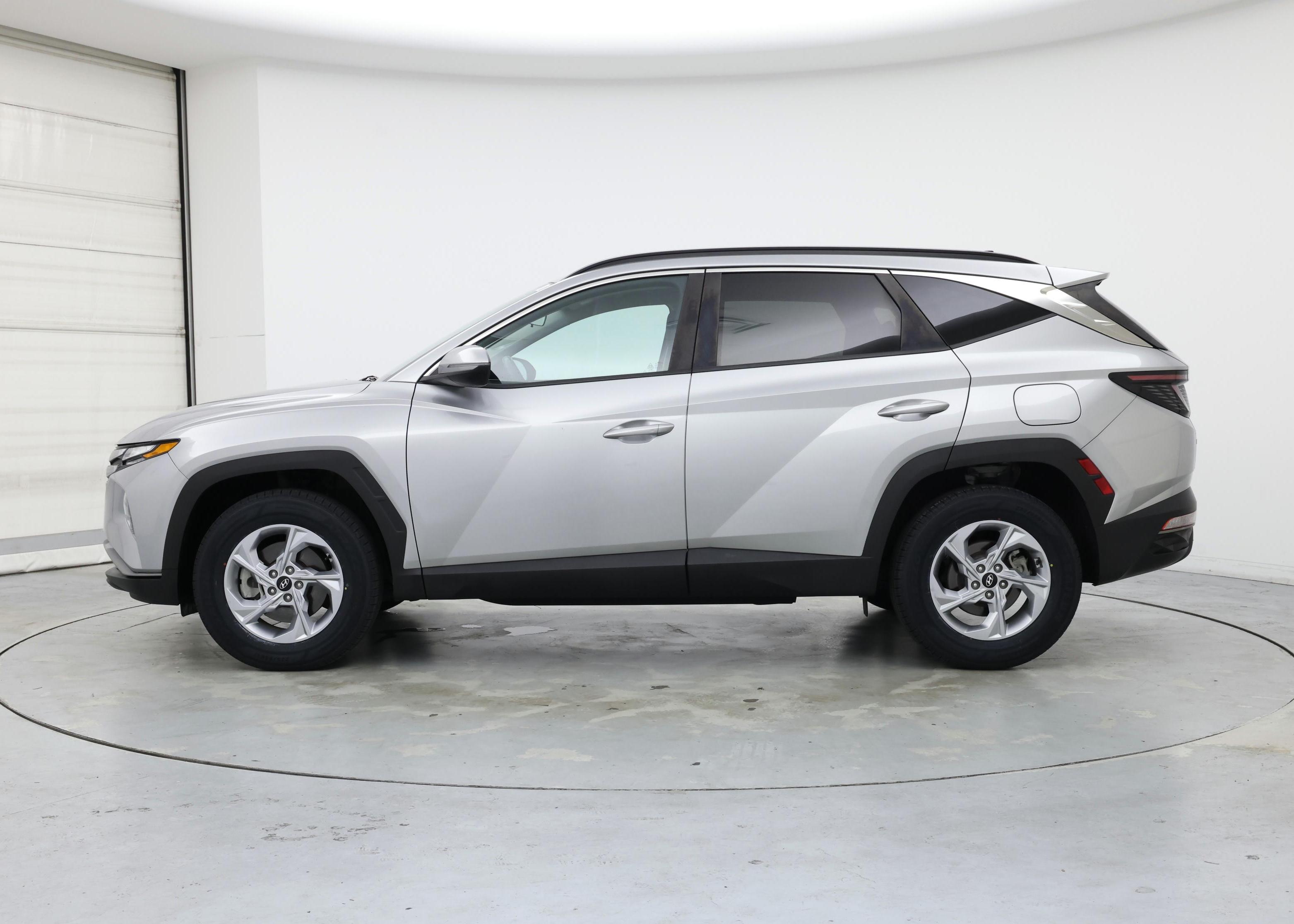 Thumbnail: 2023 Hyundai Tucson - 3