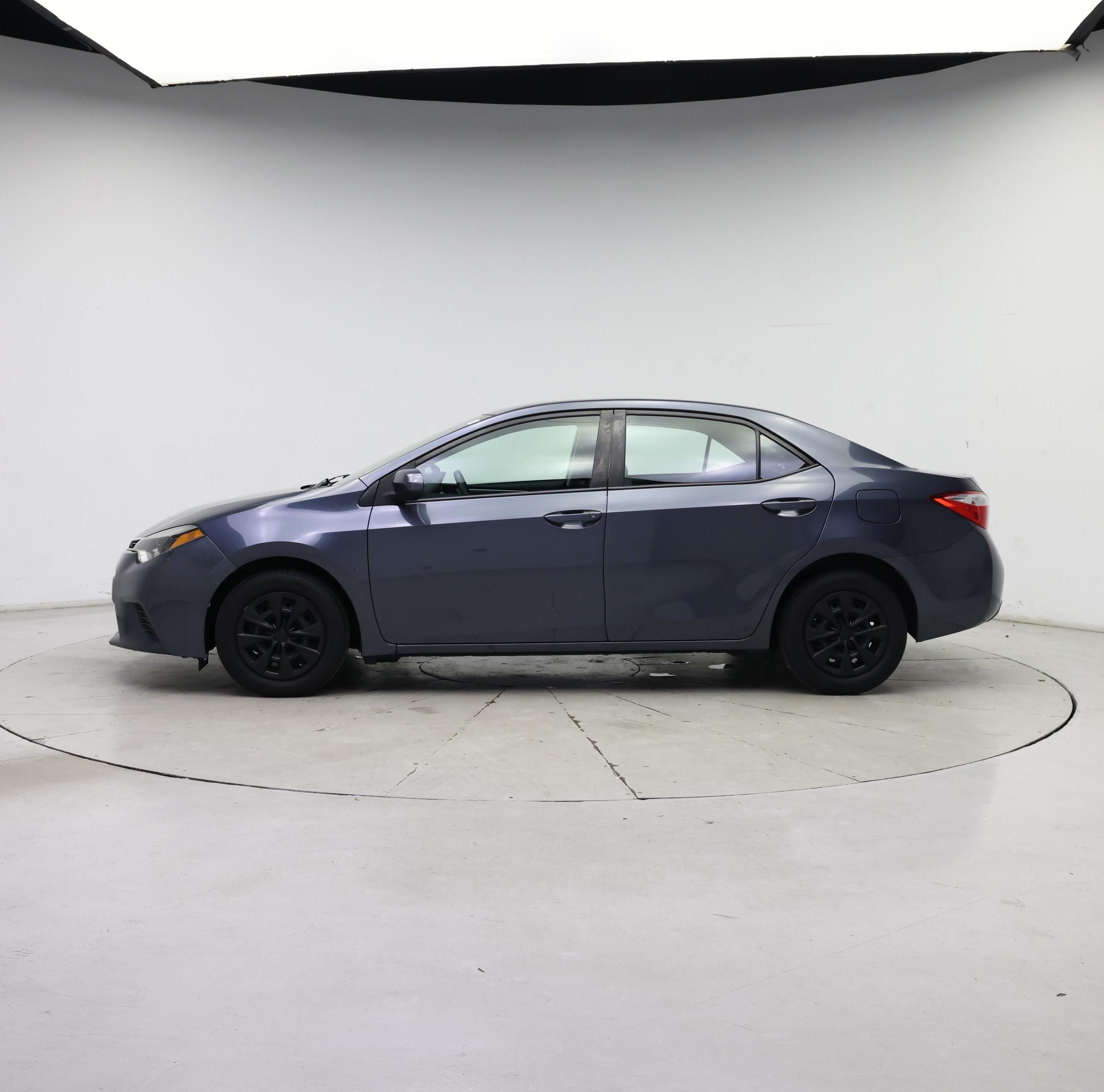 Thumbnail: 2015 Toyota Corolla - 3