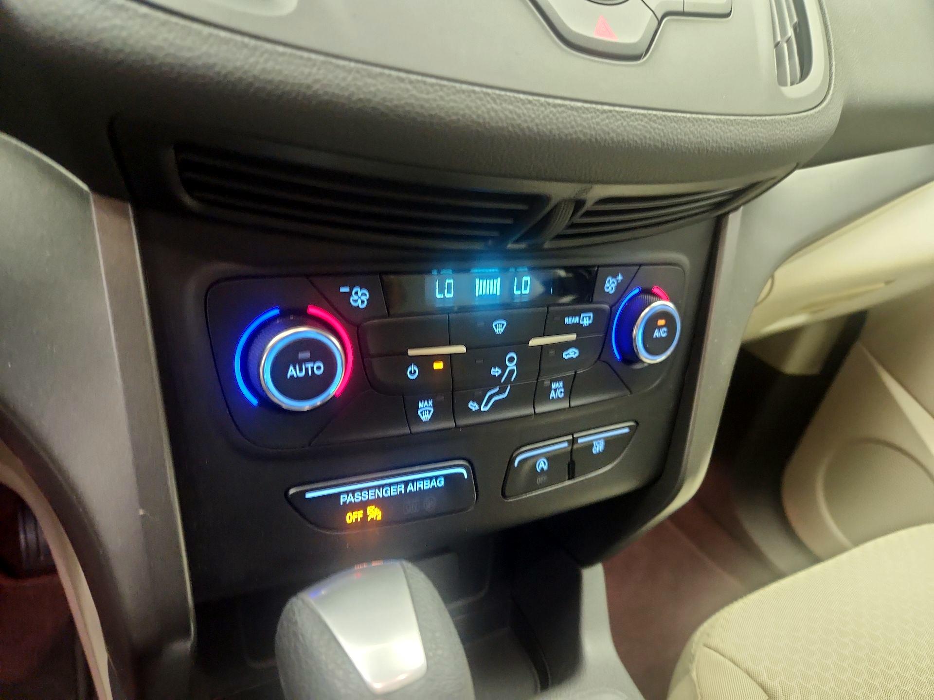 Thumbnail: 2017 Ford Escape - 16