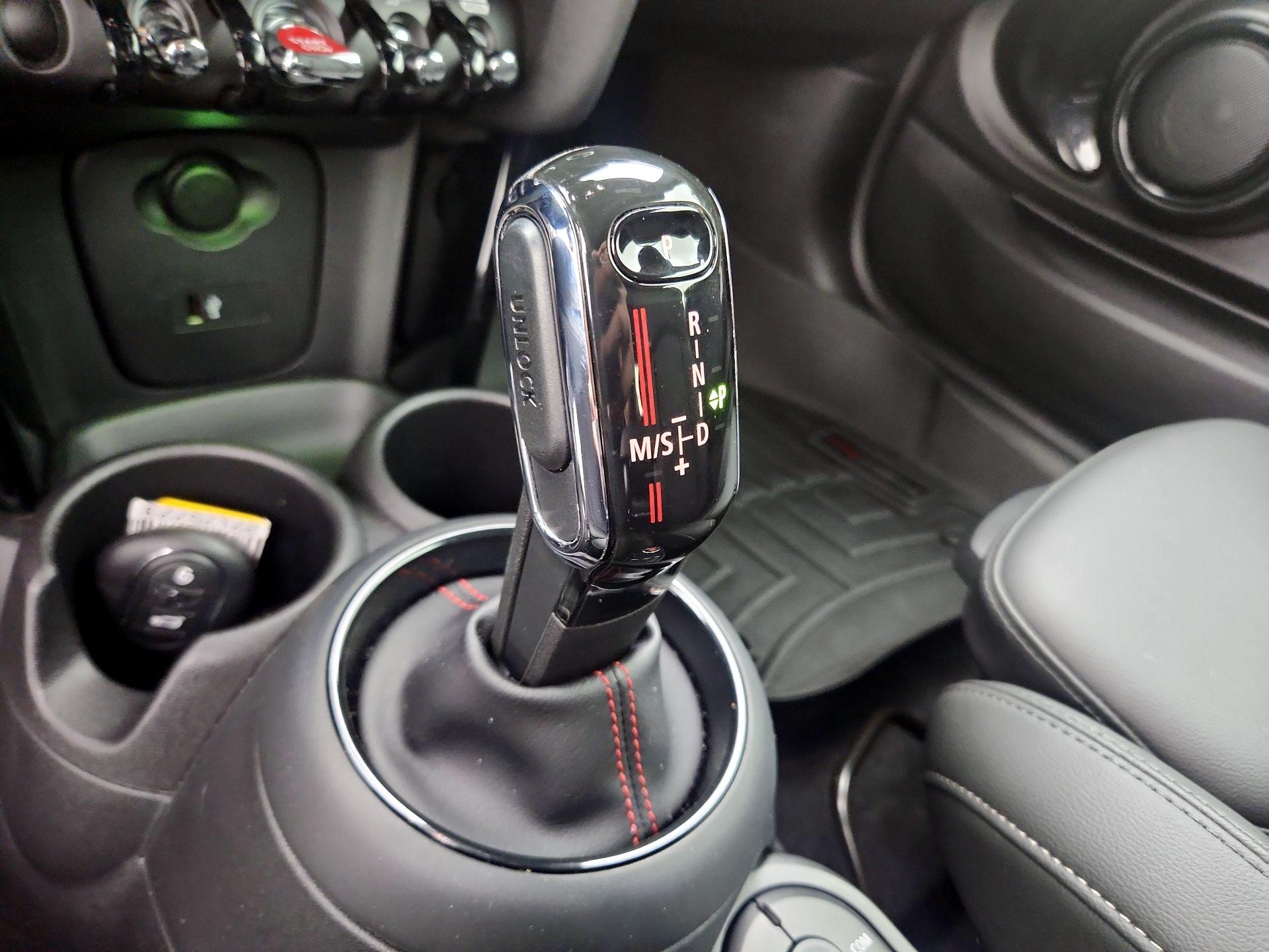 Thumbnail: 2021 MINI Cooper - 17