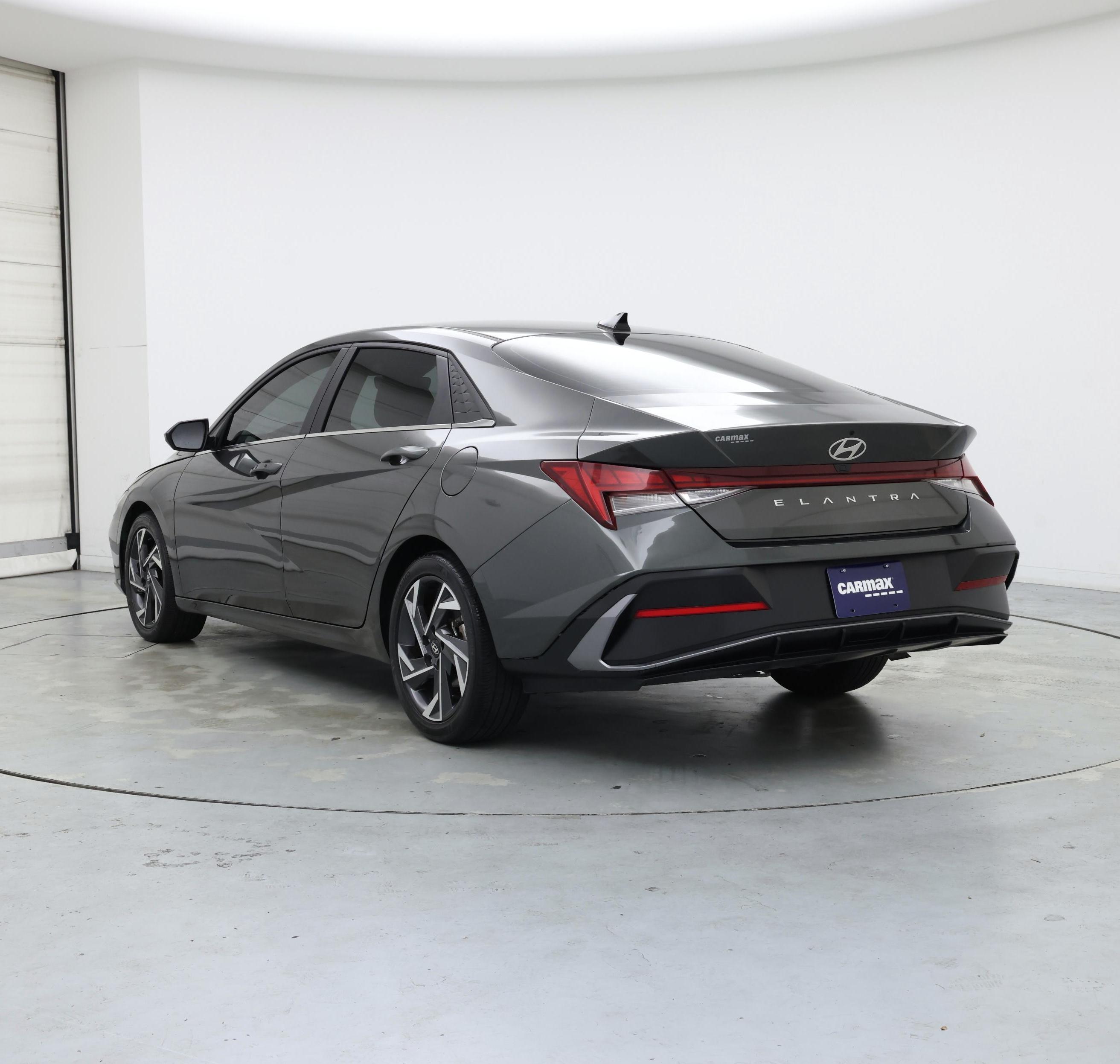 Thumbnail: 2024 Hyundai Elantra - 2