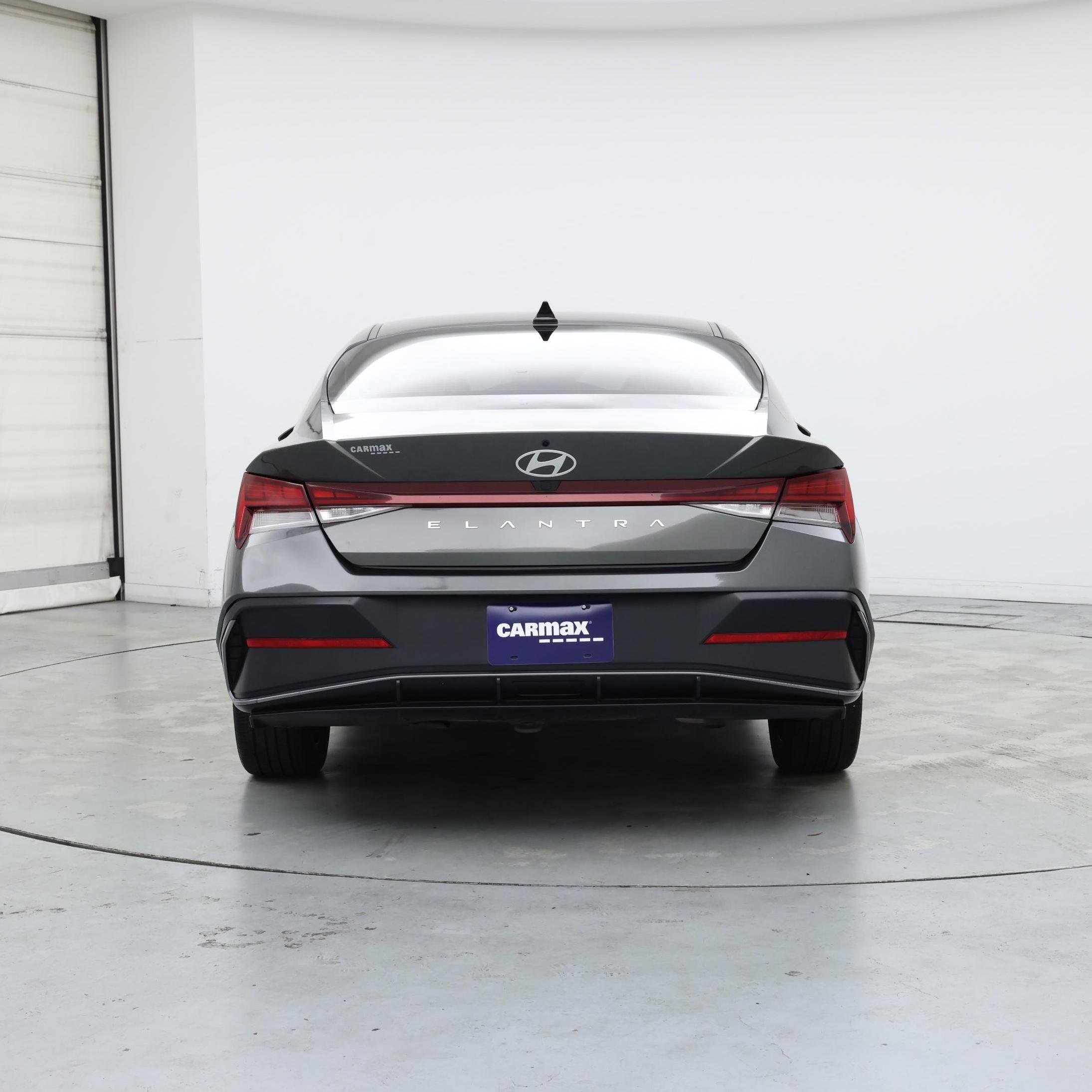 Thumbnail: 2024 Hyundai Elantra - 6