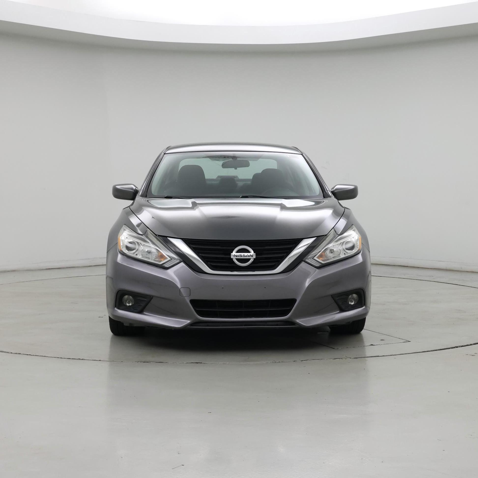 Thumbnail: 2018 Nissan Altima - 5