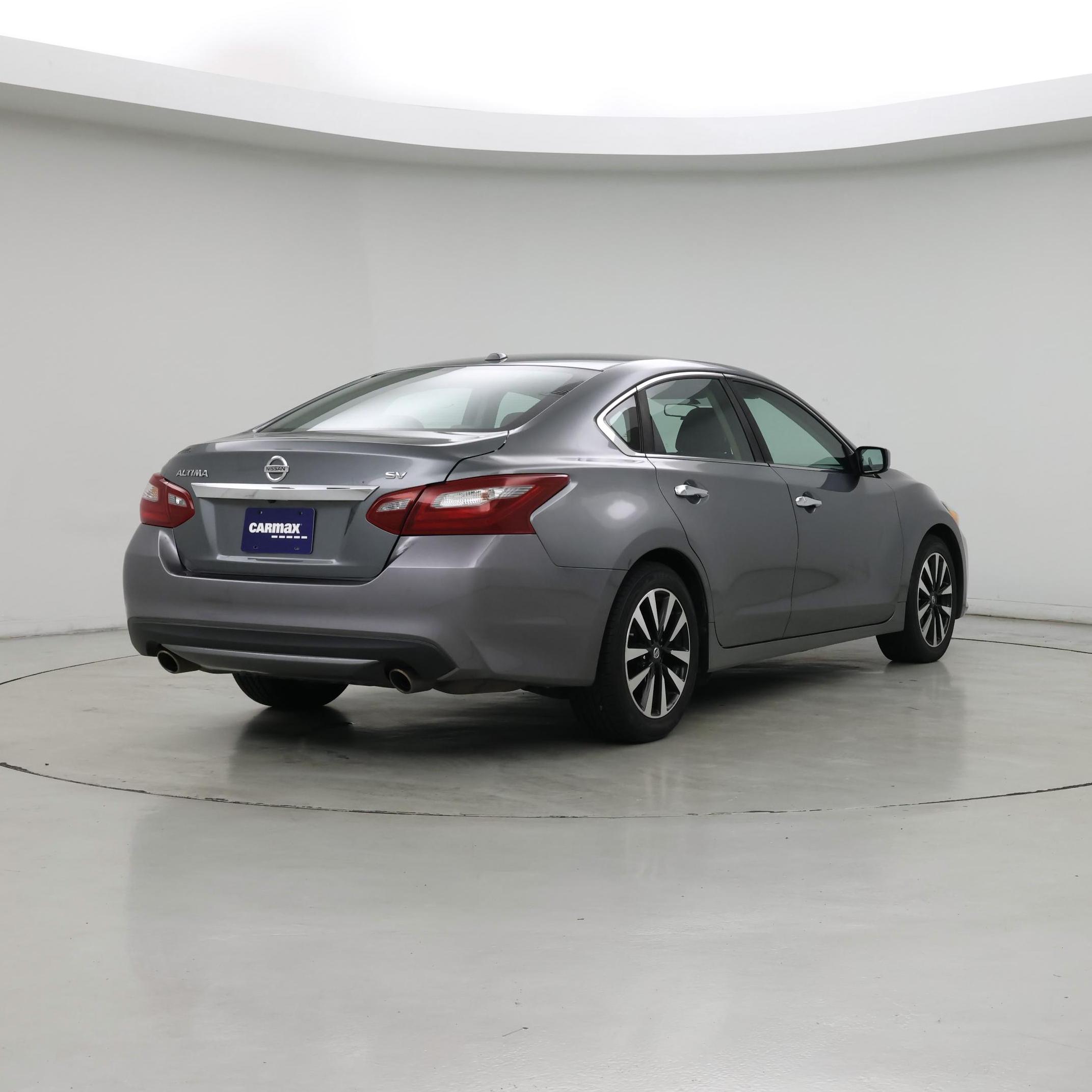 Thumbnail: 2018 Nissan Altima - 8