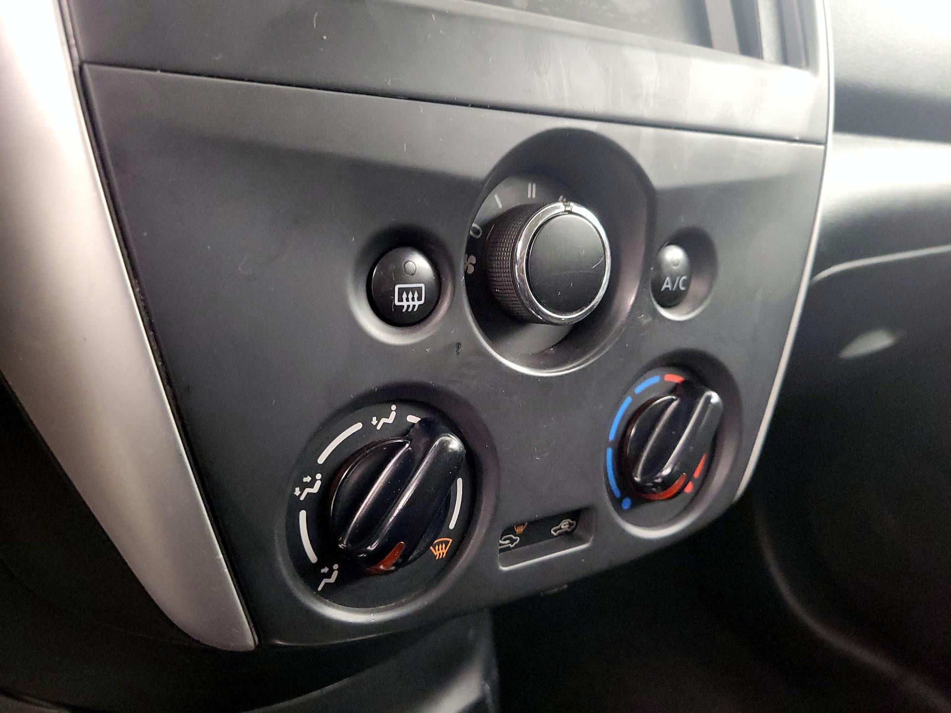 Thumbnail: 2016 Nissan Versa - 15