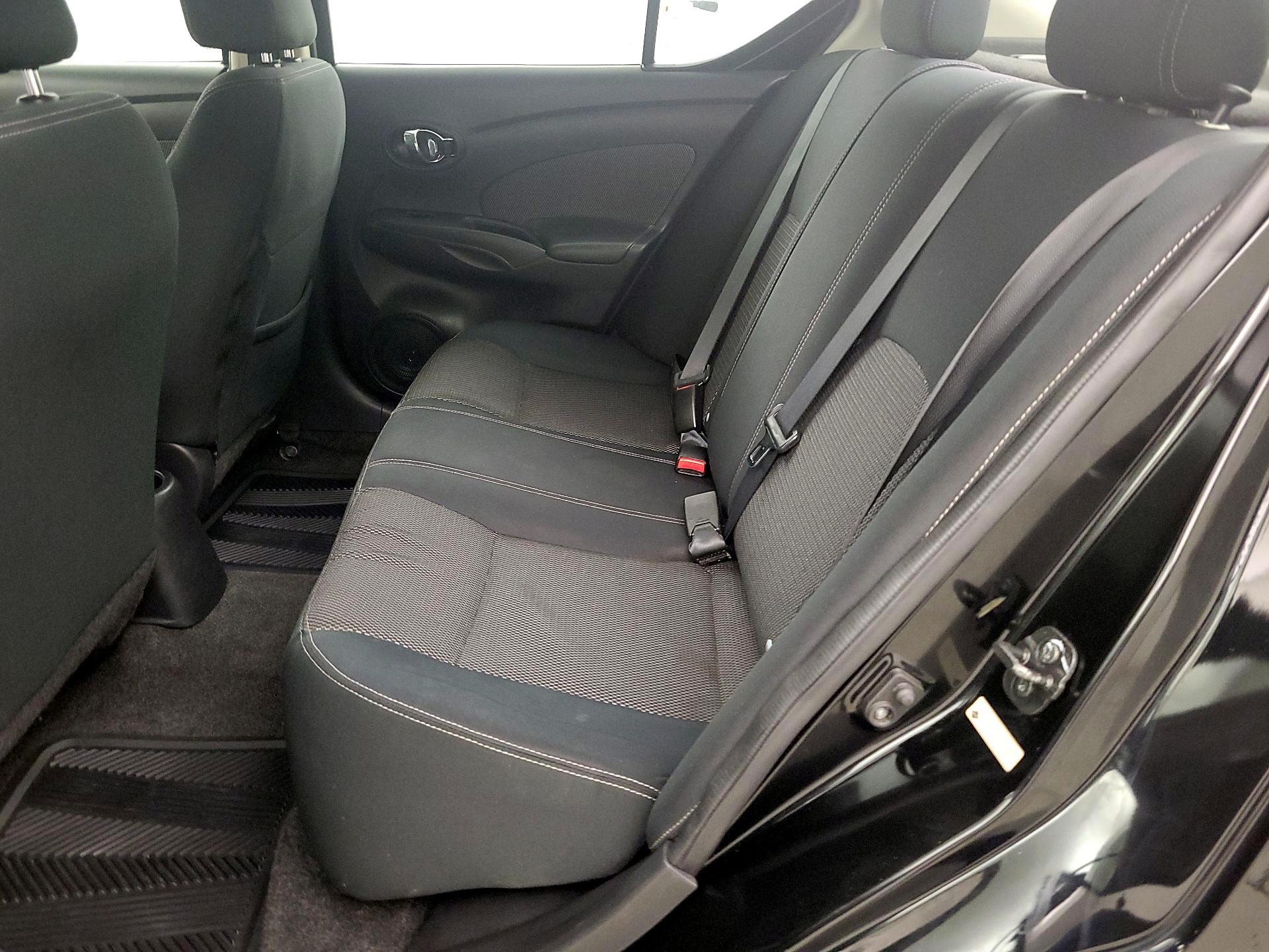 Thumbnail: 2016 Nissan Versa - 18