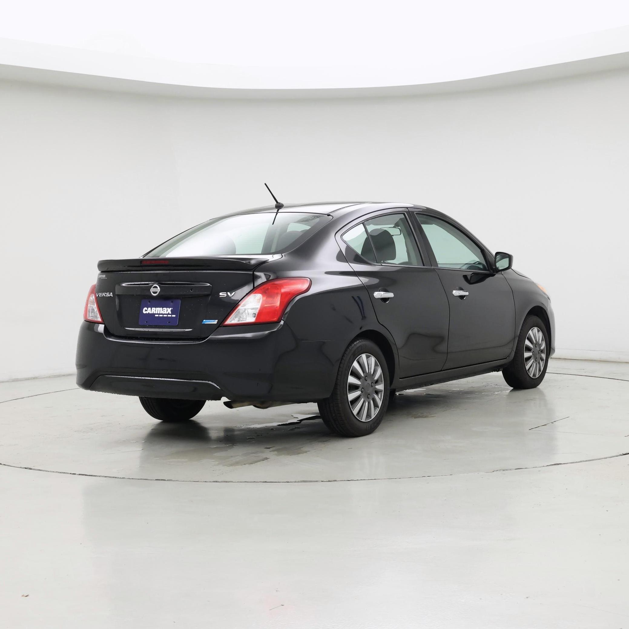 Thumbnail: 2016 Nissan Versa - 8