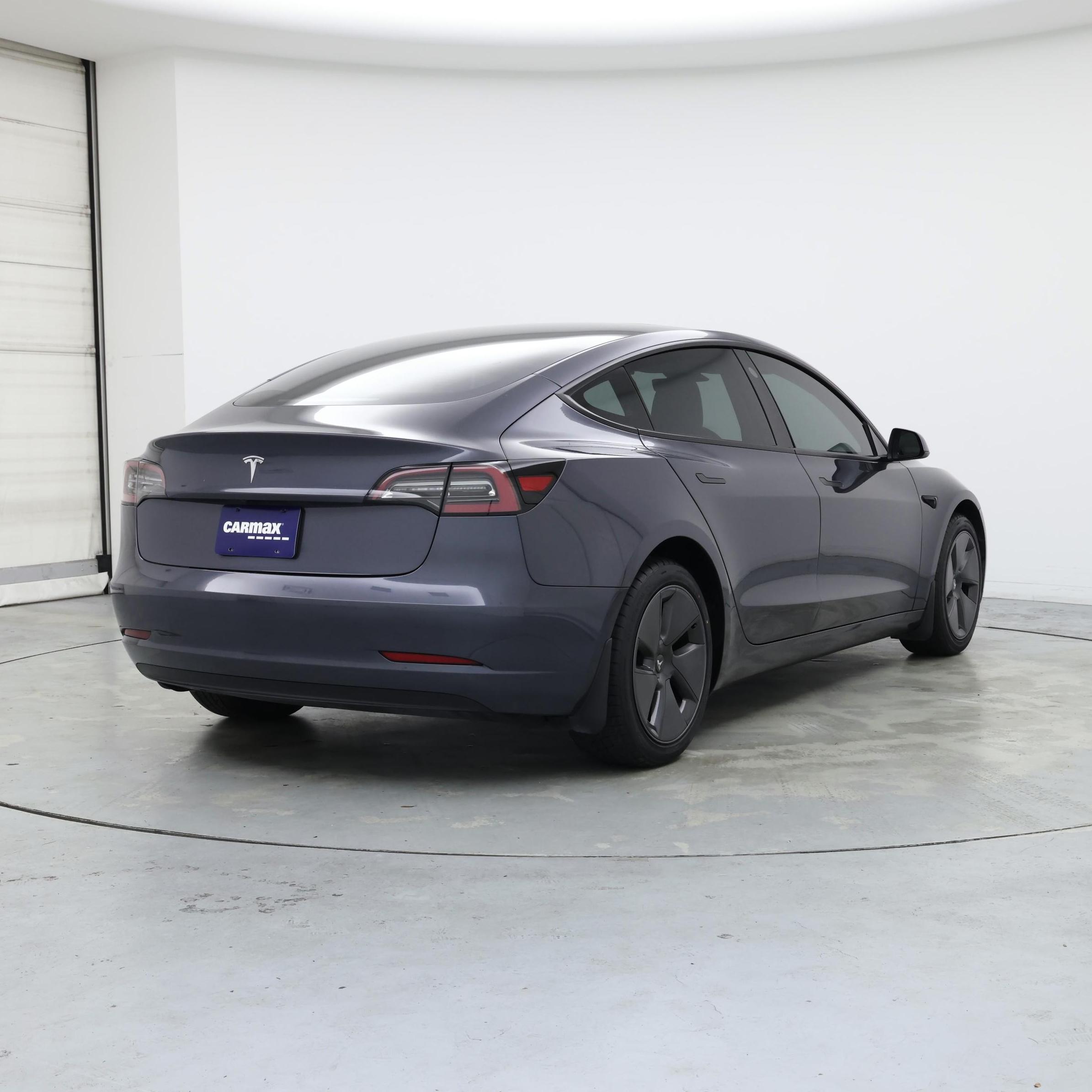 Thumbnail: 2023 Tesla Model 3 - 8