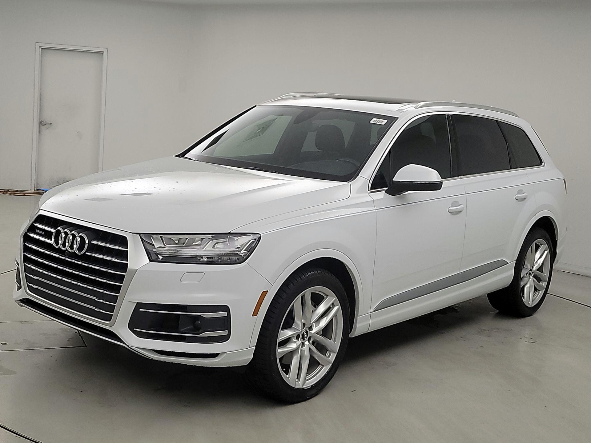 Thumbnail: 2018 Audi Q7 - 3