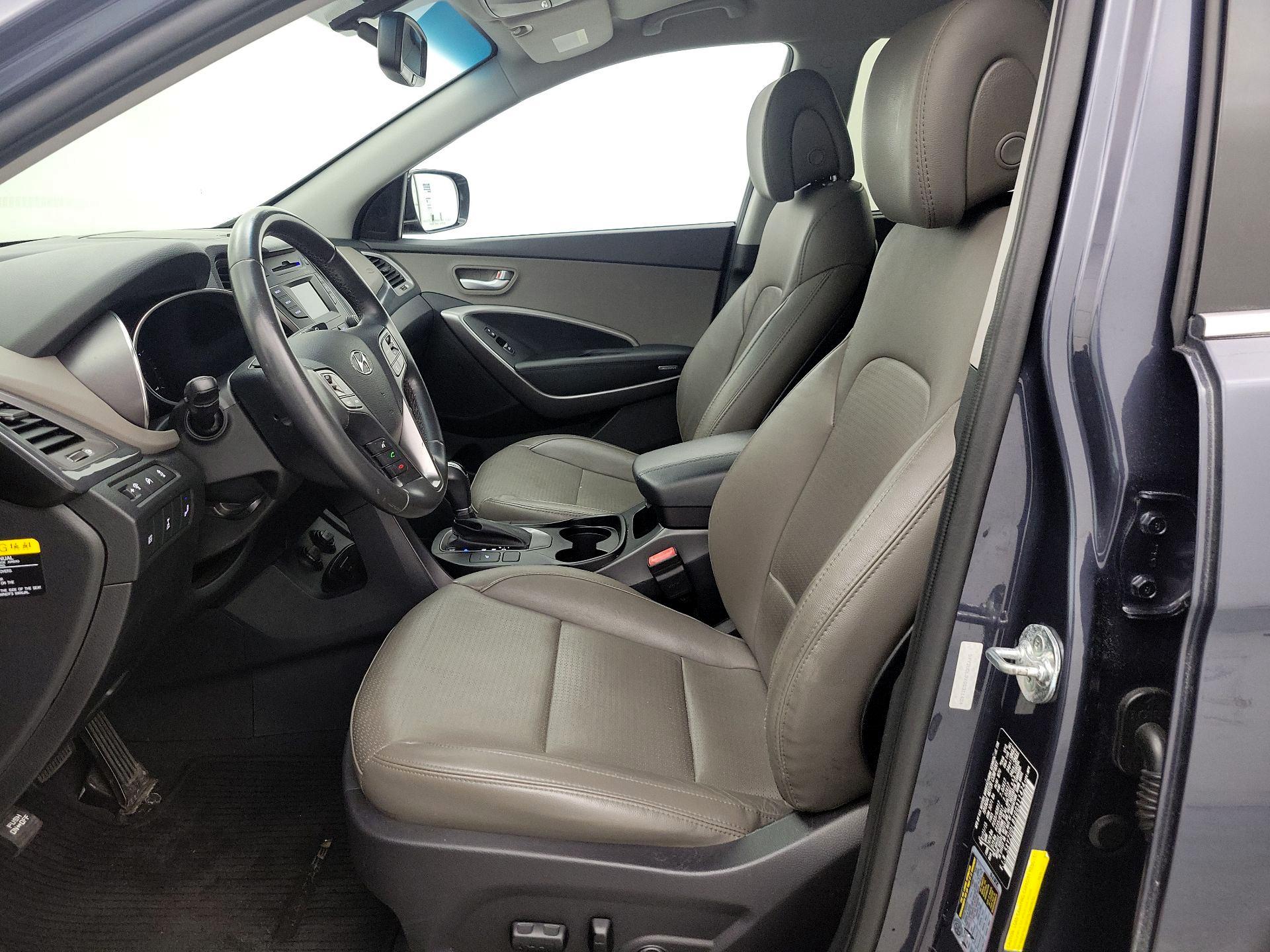 Thumbnail: 2016 Hyundai Santa Fe - 11