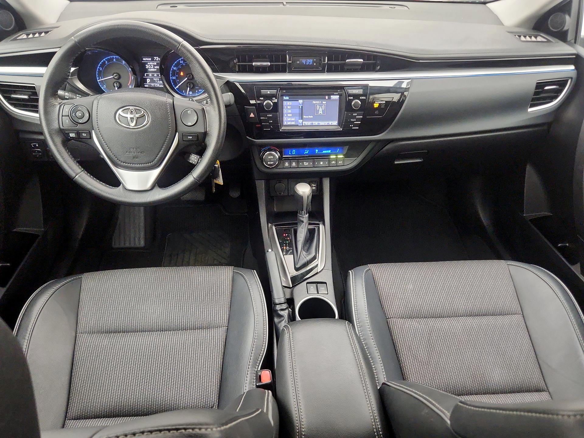 Thumbnail: 2015 Toyota Corolla - 9