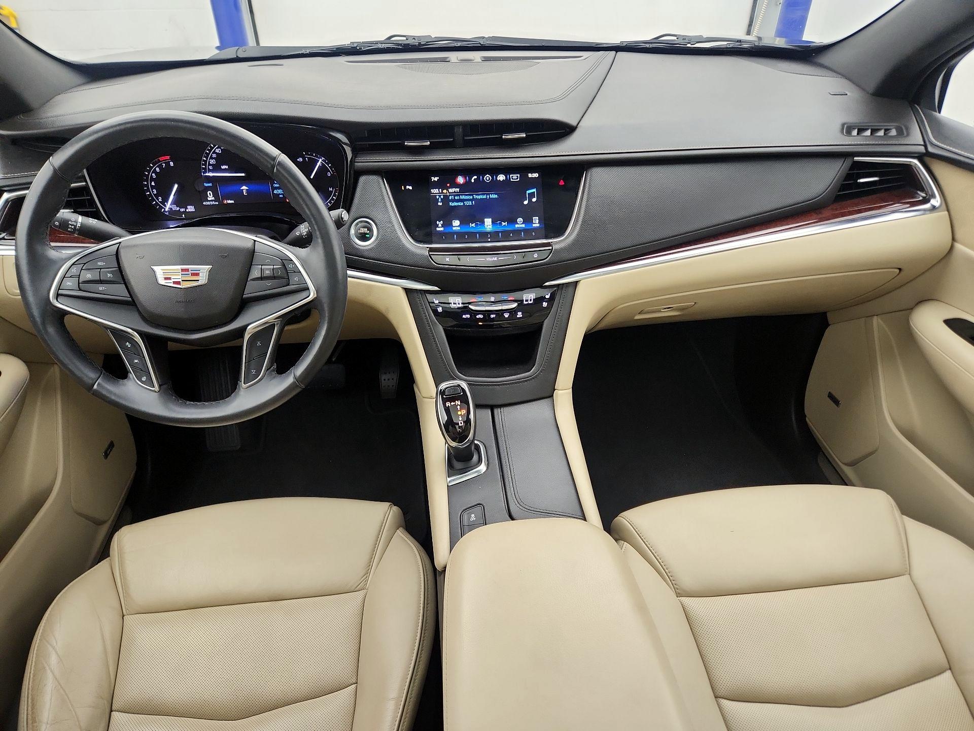 Thumbnail: 2018 Cadillac XT5 - 9