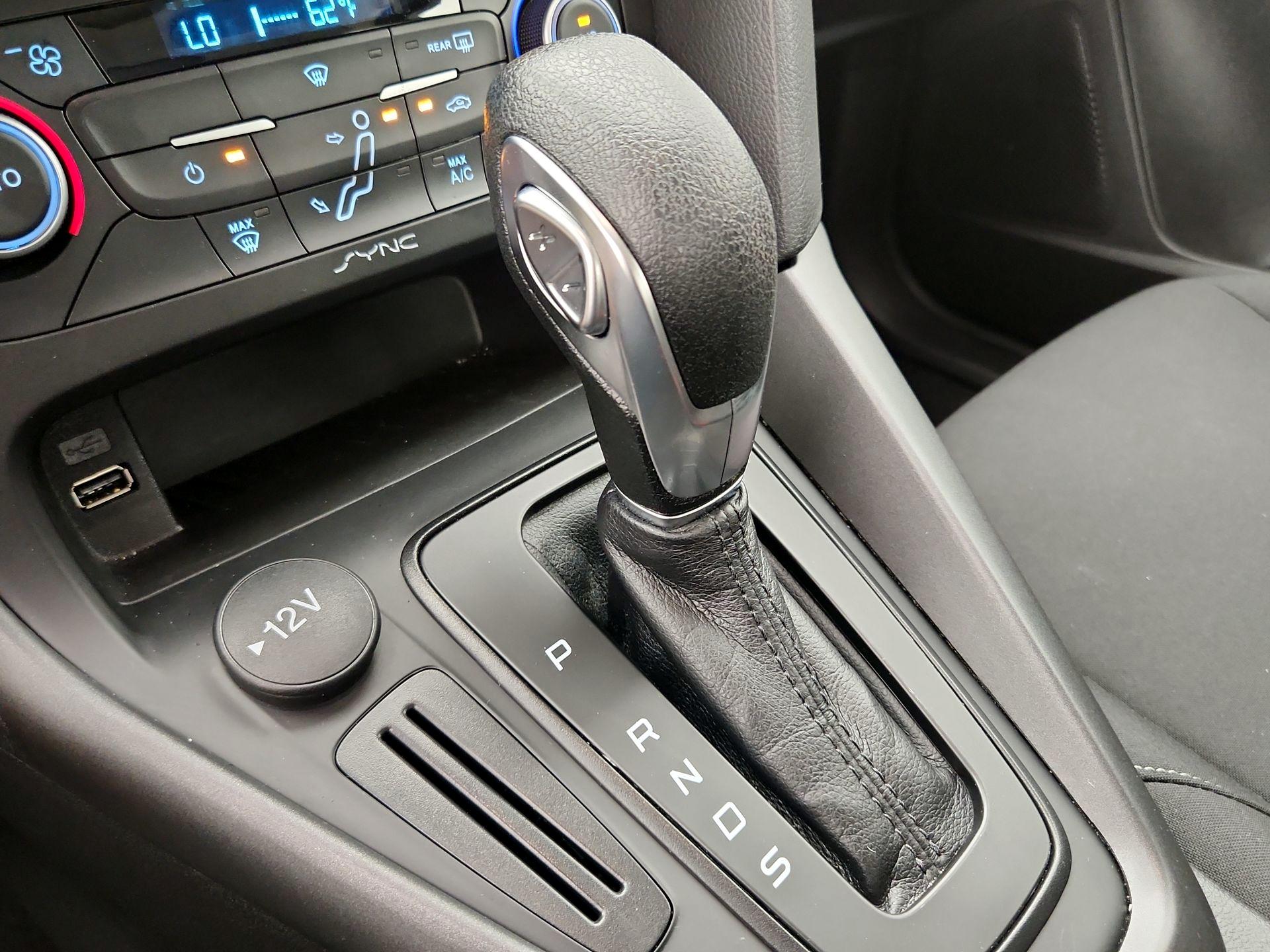 Thumbnail: 2018 Ford Focus - 17