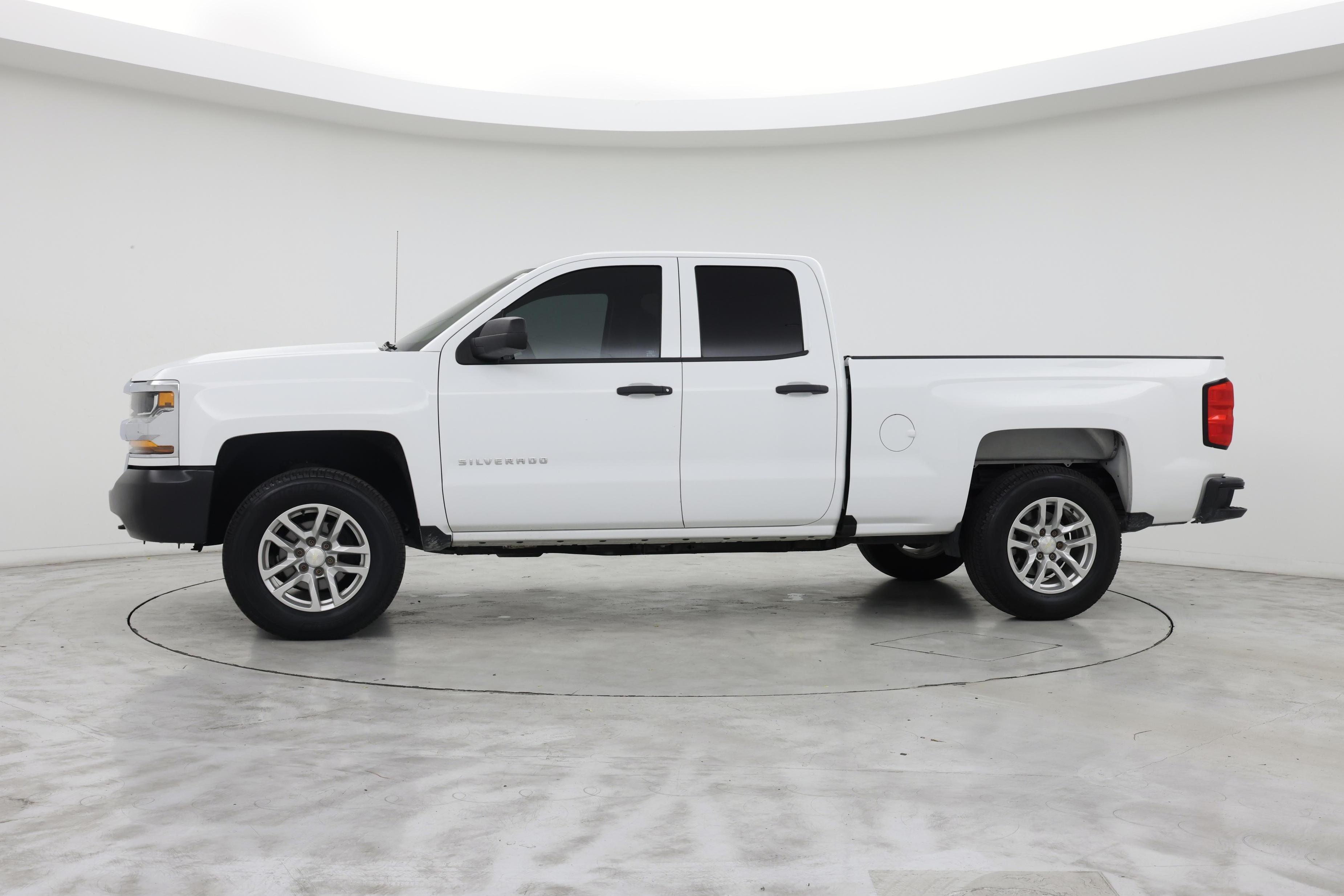 Thumbnail: 2019 Chevrolet Silverado 1500 - 3