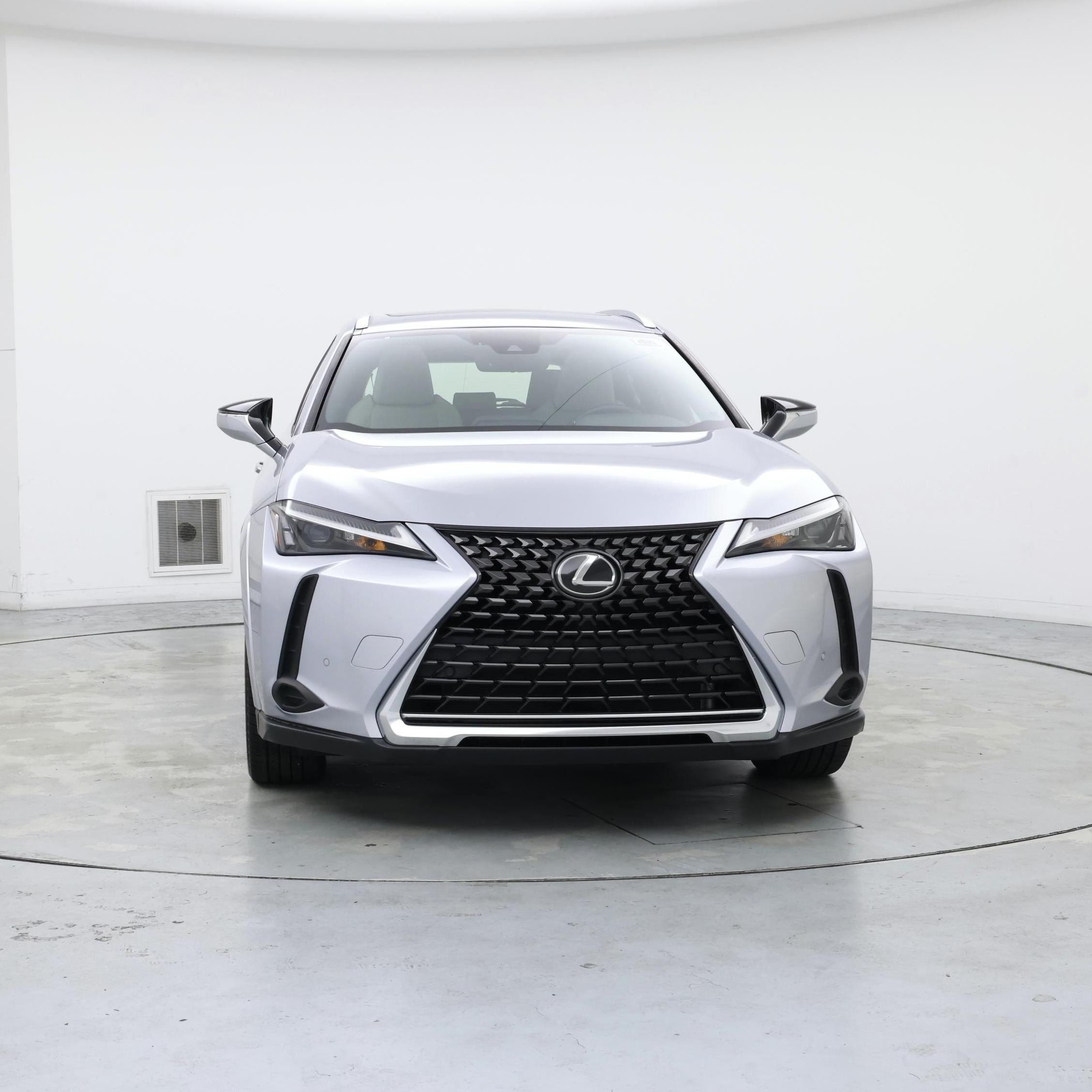 Thumbnail: 2023 Lexus UX - 5