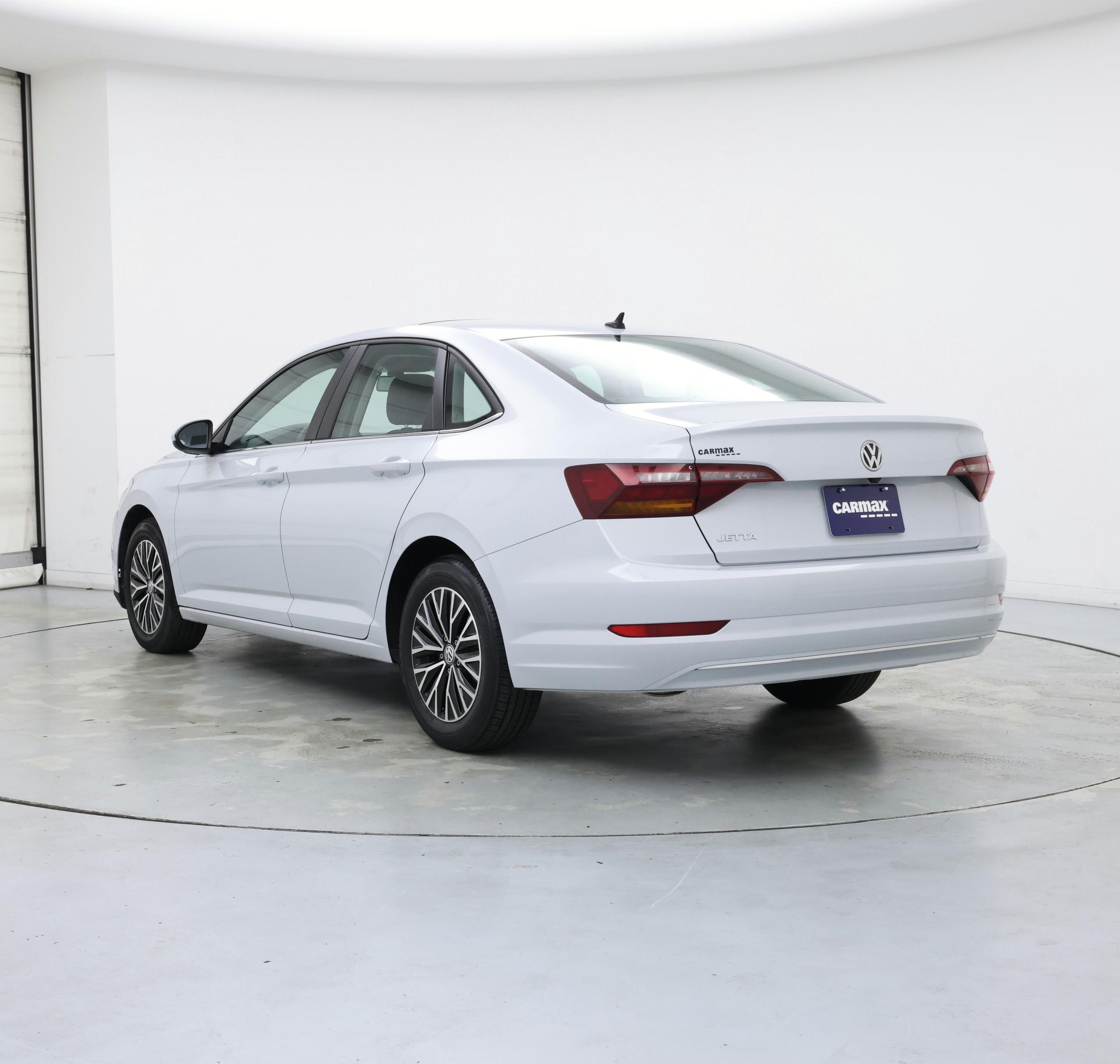 Thumbnail: 2019 Volkswagen Jetta - 2