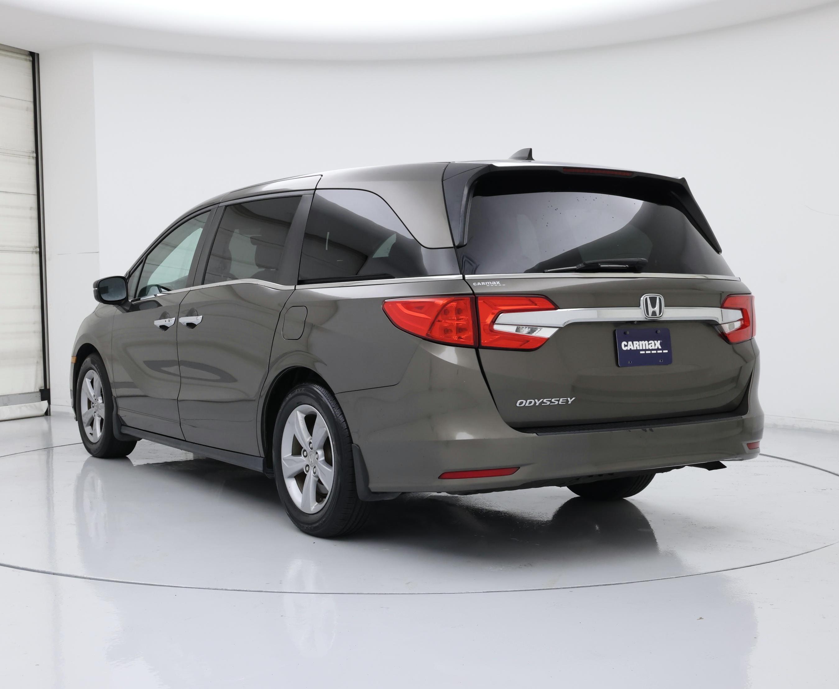 Thumbnail: 2019 Honda Odyssey - 2