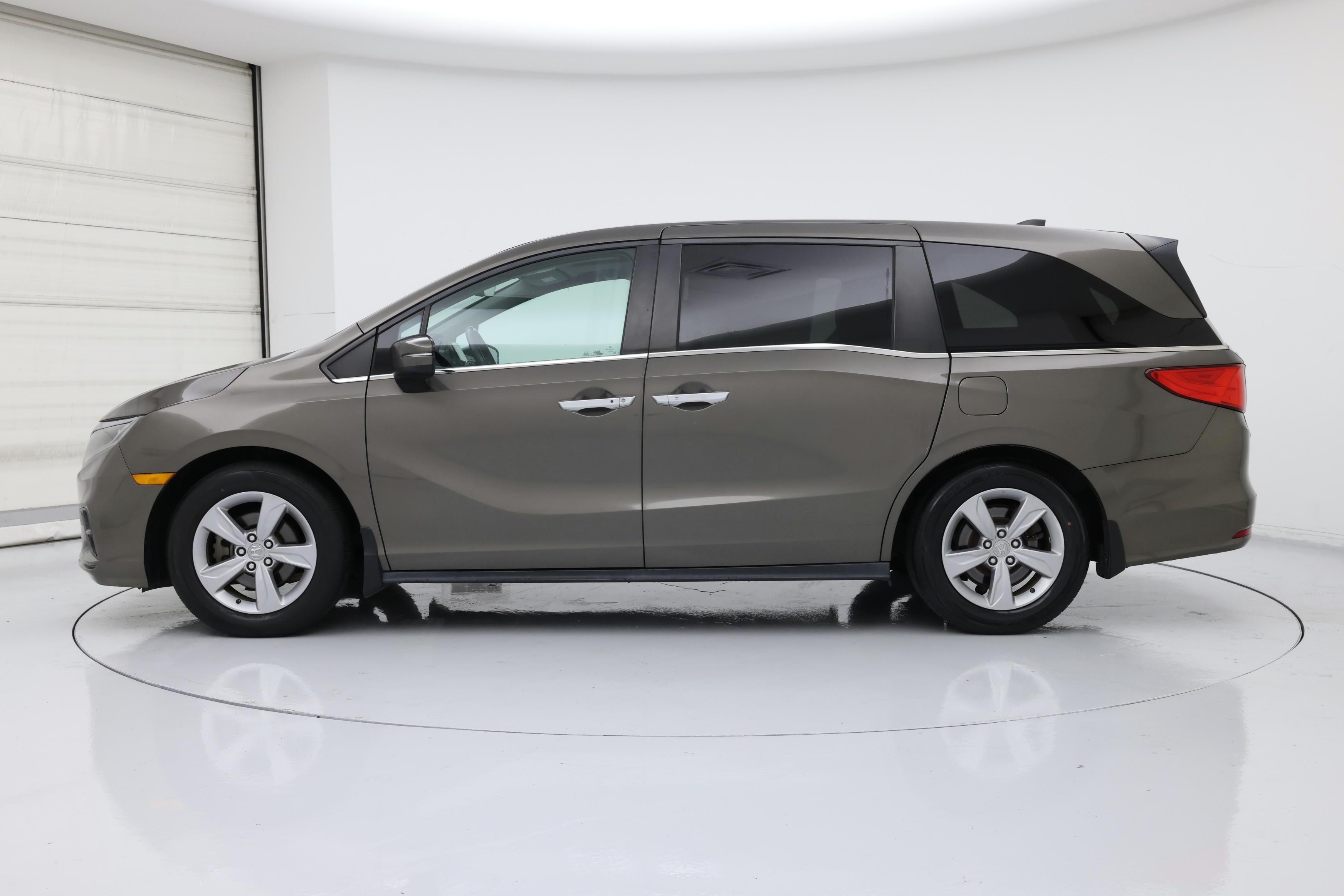 Thumbnail: 2019 Honda Odyssey - 3
