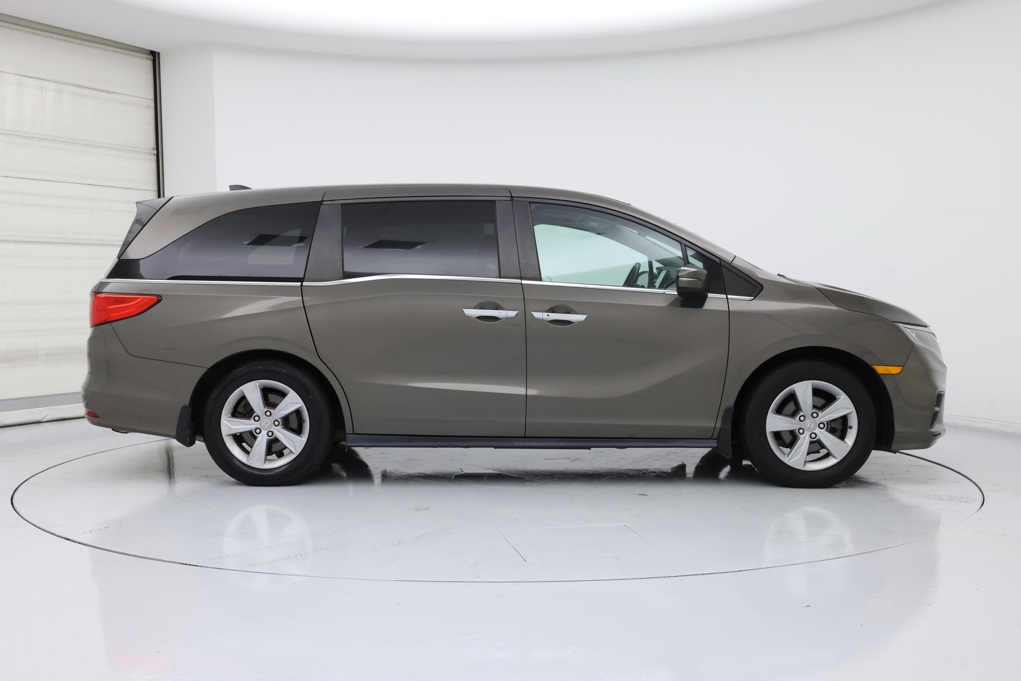 Thumbnail: 2019 Honda Odyssey - 7